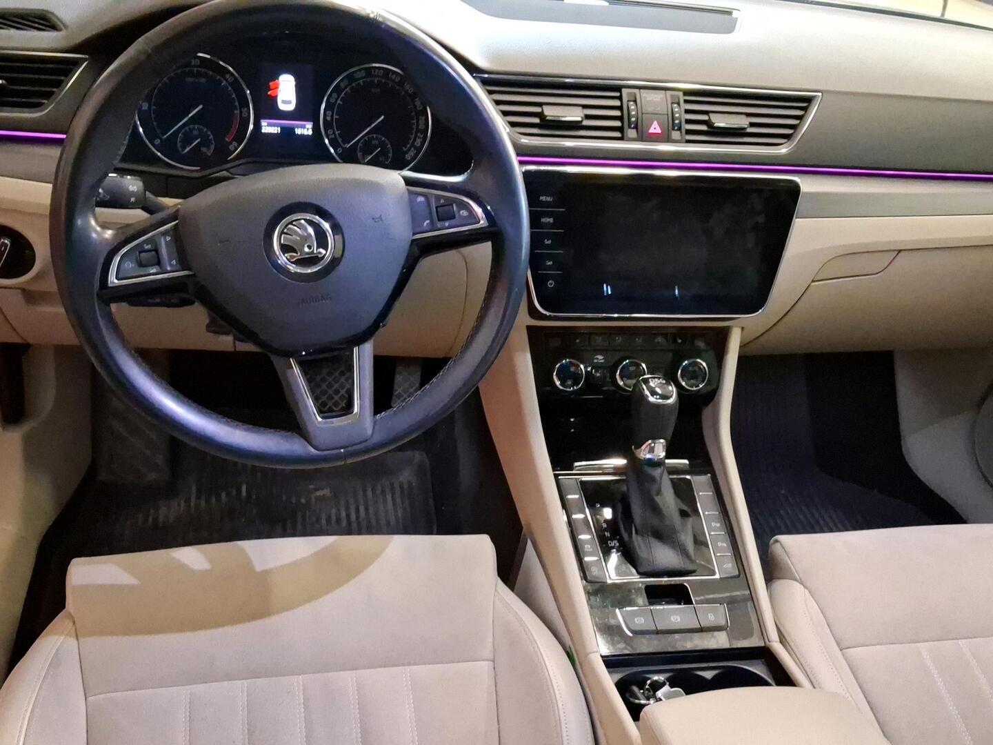 SKODA Superb 2017
