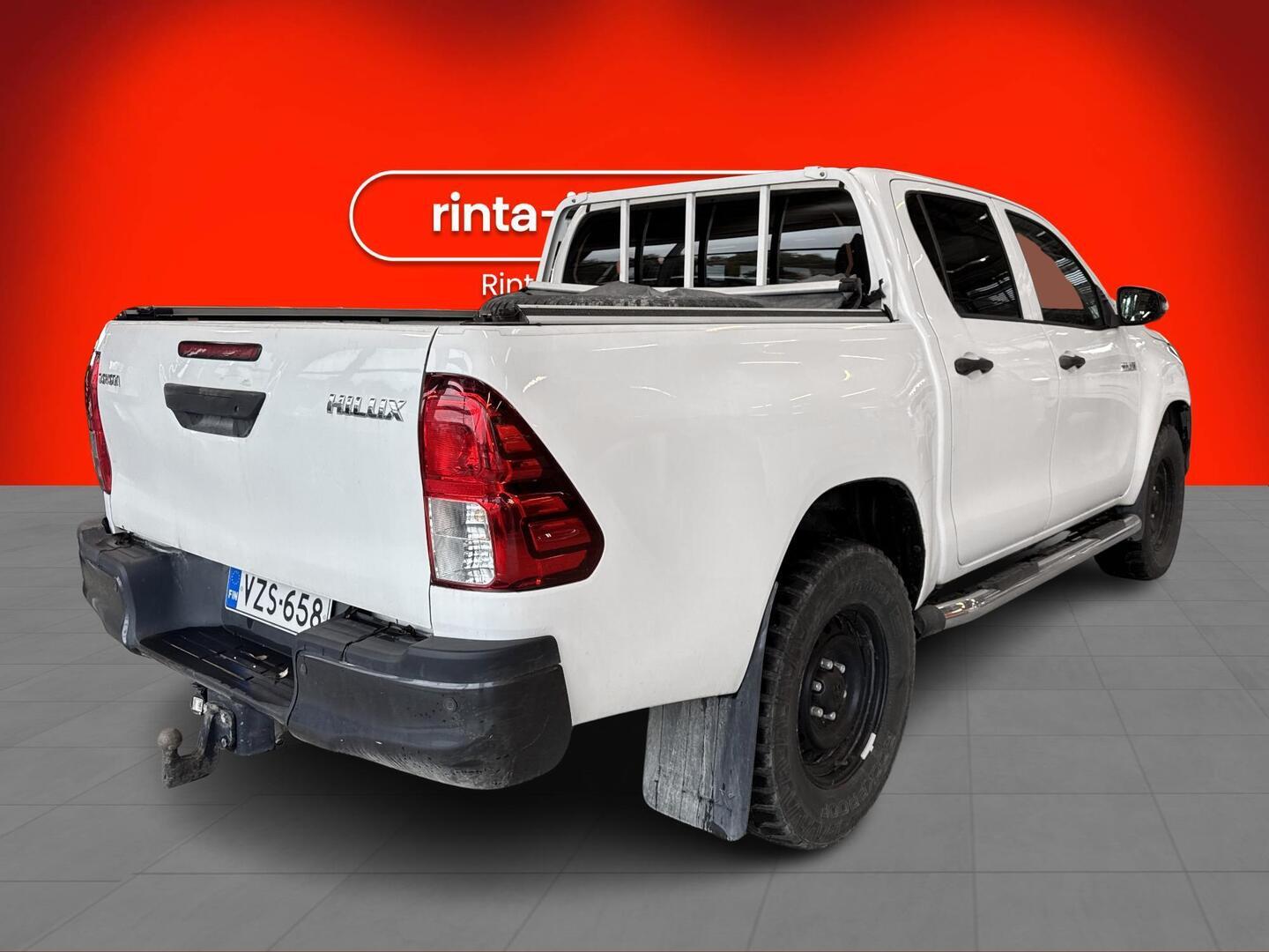 TOYOTA Hilux 2018