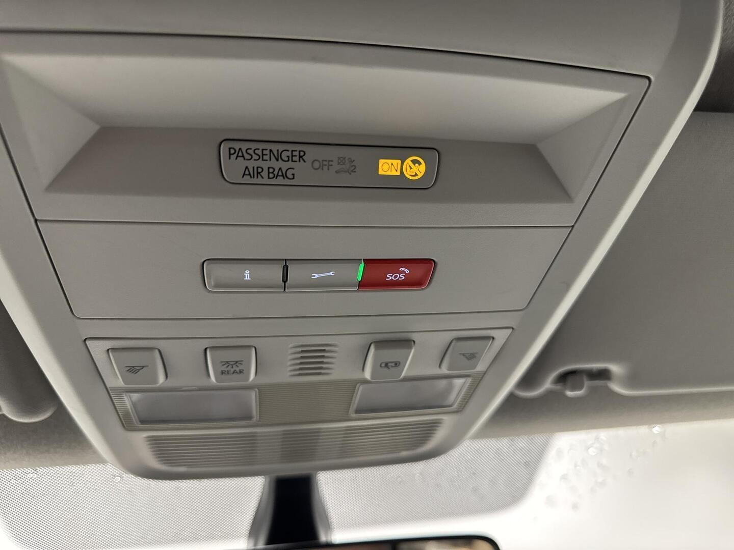 VOLKSWAGEN TRANSPORTER 2023