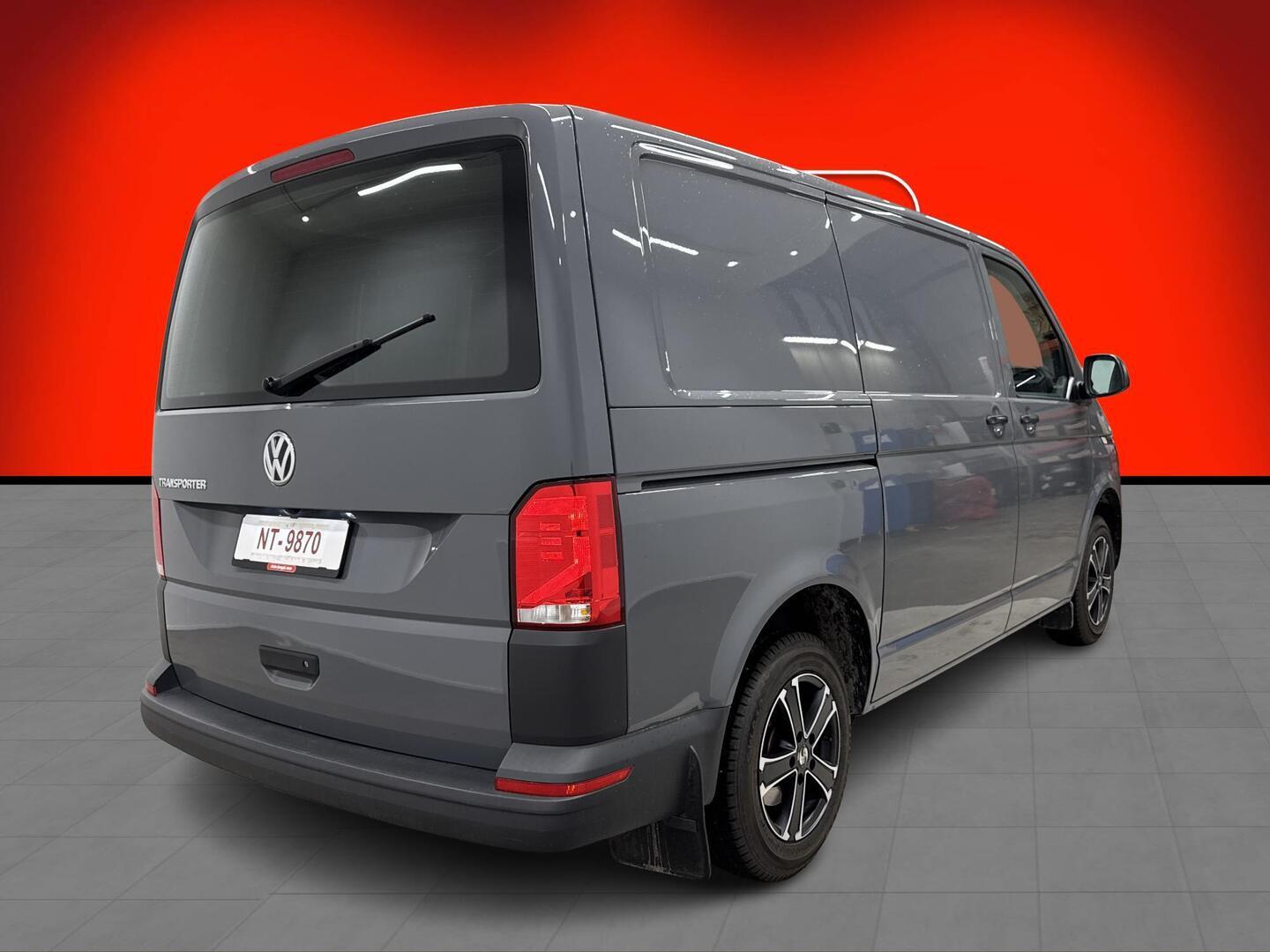 VOLKSWAGEN TRANSPORTER 2023