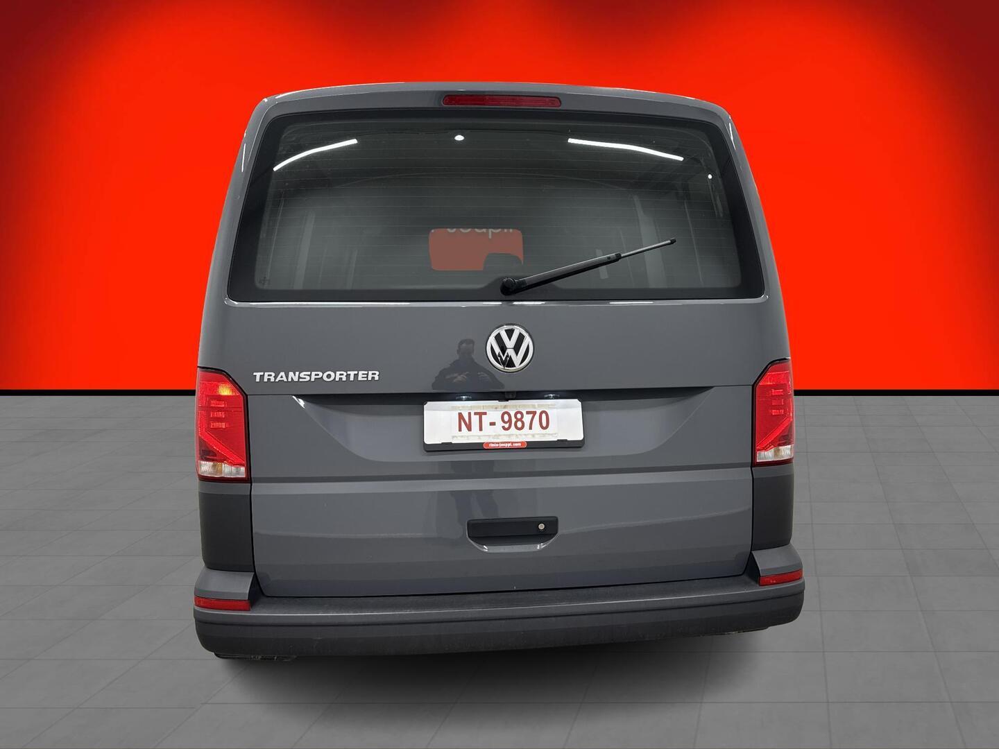 VOLKSWAGEN TRANSPORTER 2023