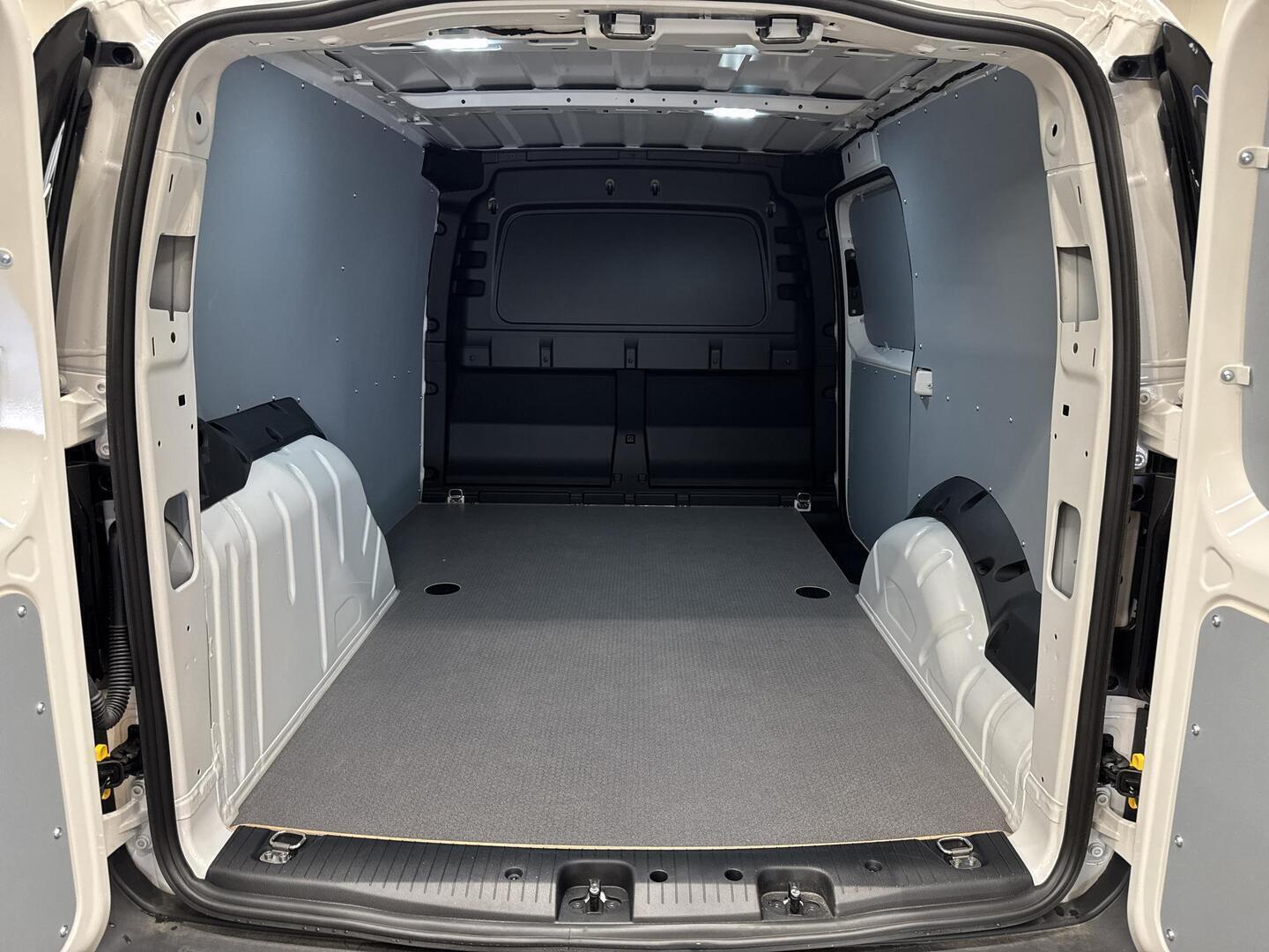 VOLKSWAGEN CADDY MAXI 2025