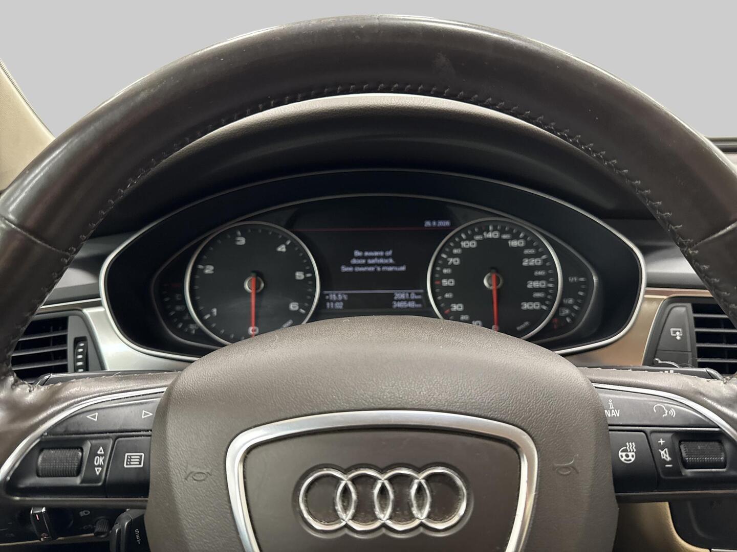AUDI A6 2011