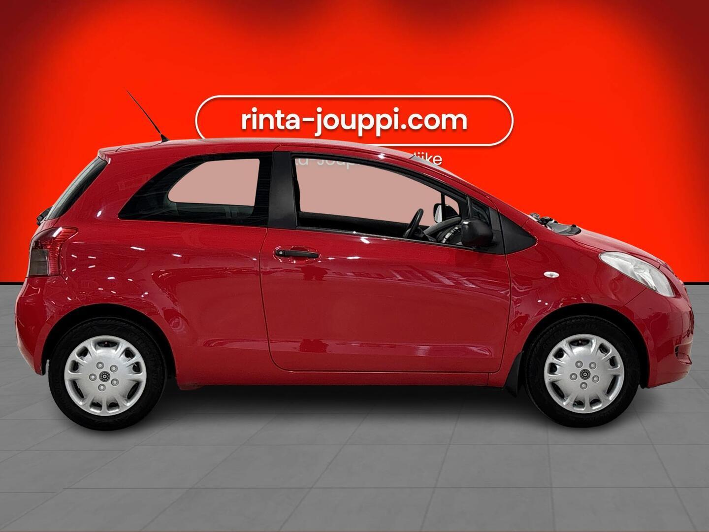 TOYOTA Yaris 2006