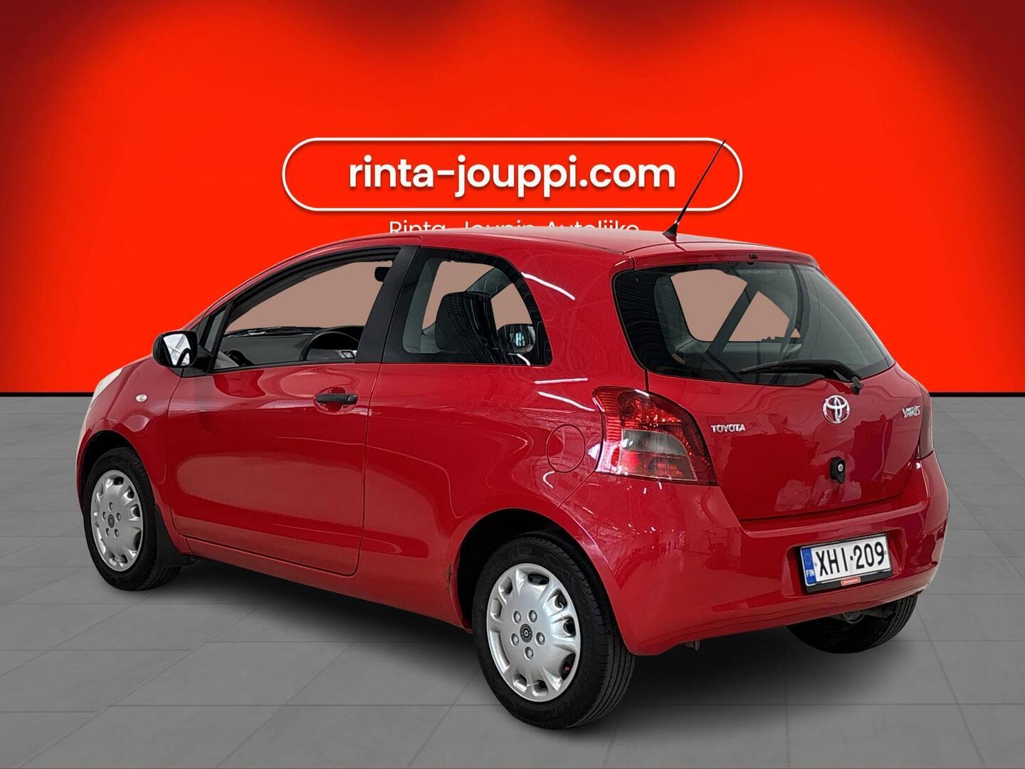 TOYOTA Yaris 2006