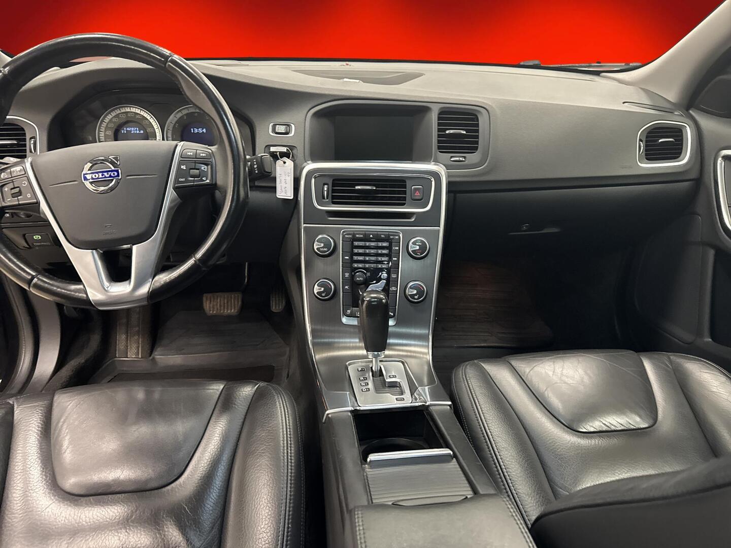VOLVO S60 2011