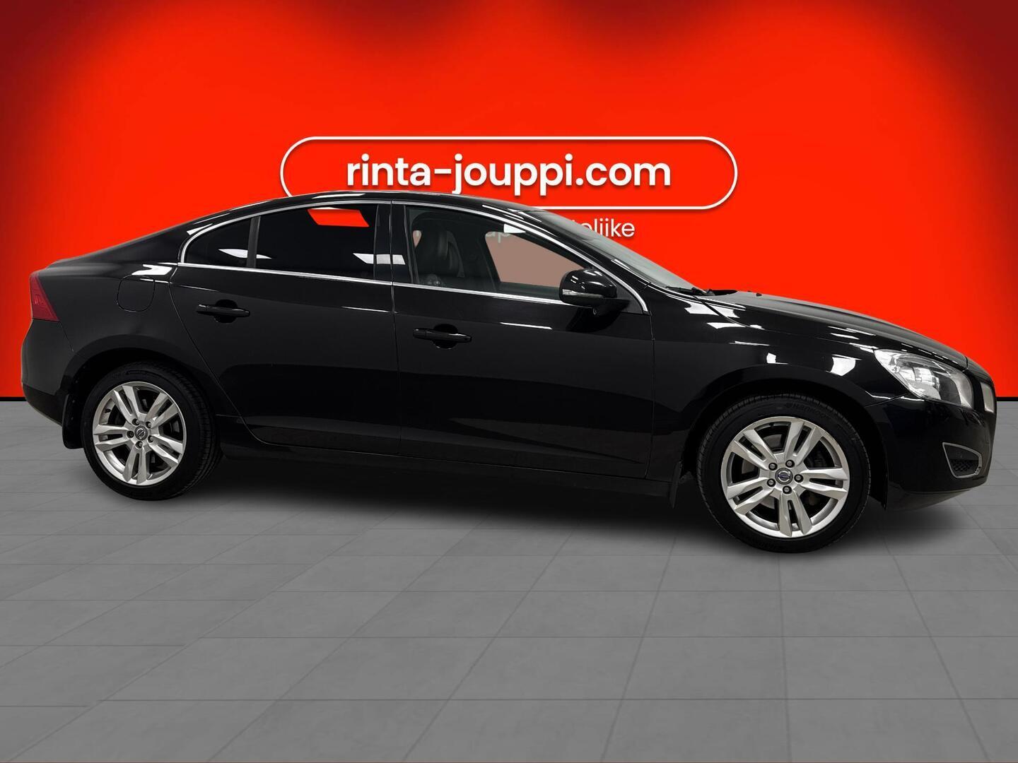 VOLVO S60 2011