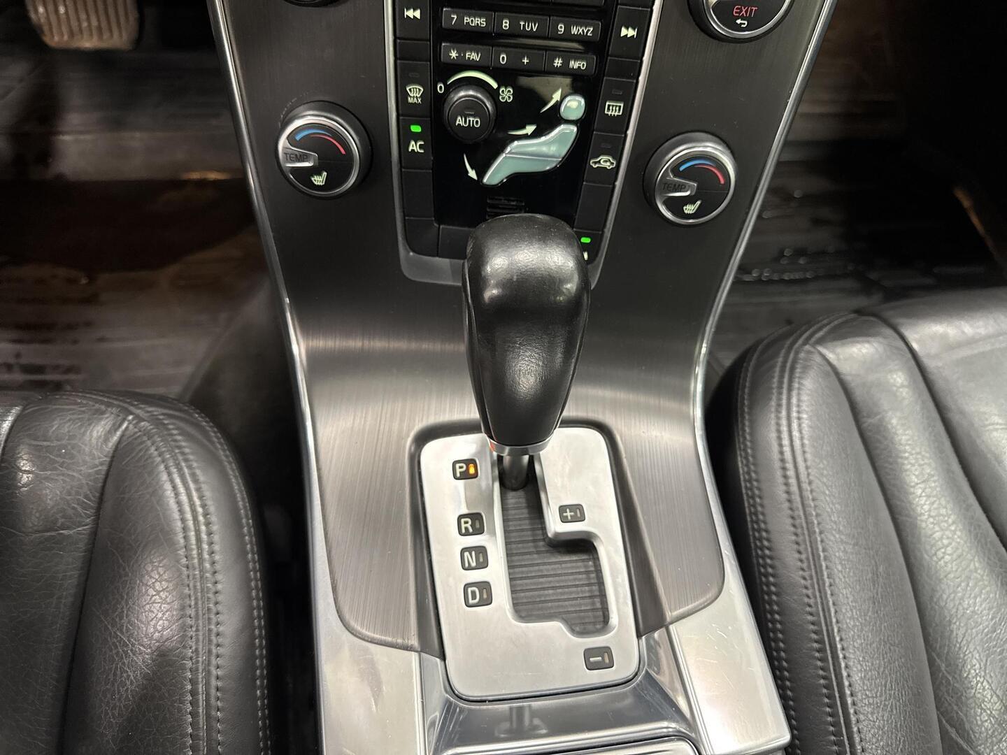 VOLVO S60 2010