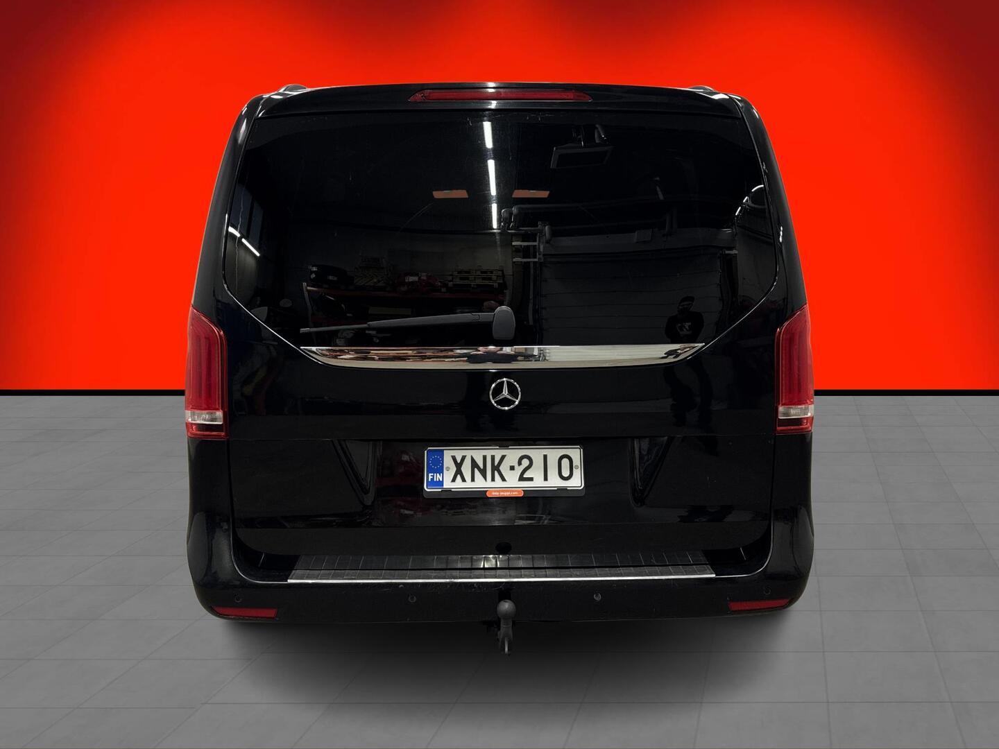 MERCEDES-BENZ V 2014