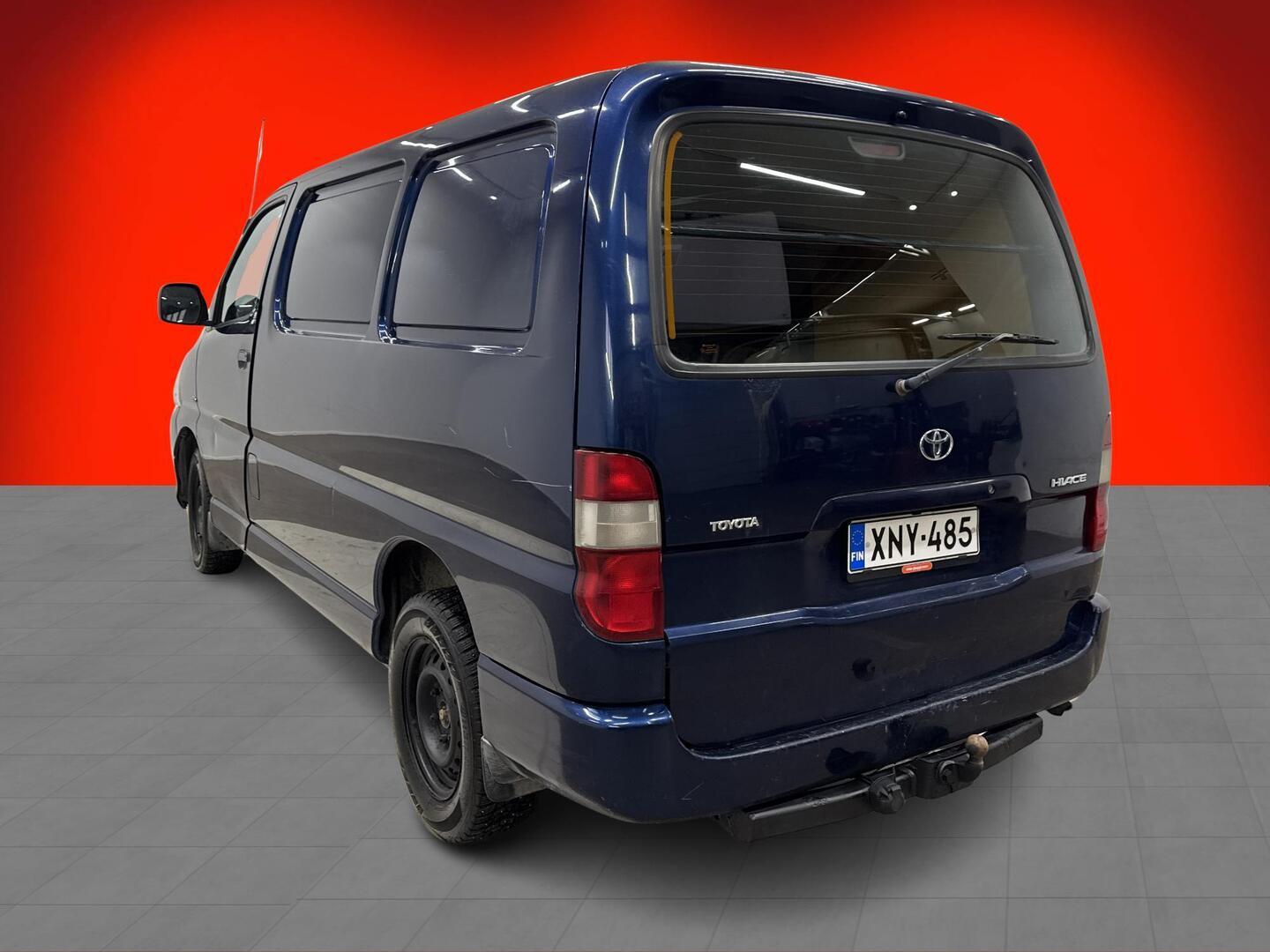 TOYOTA Hiace 2008
