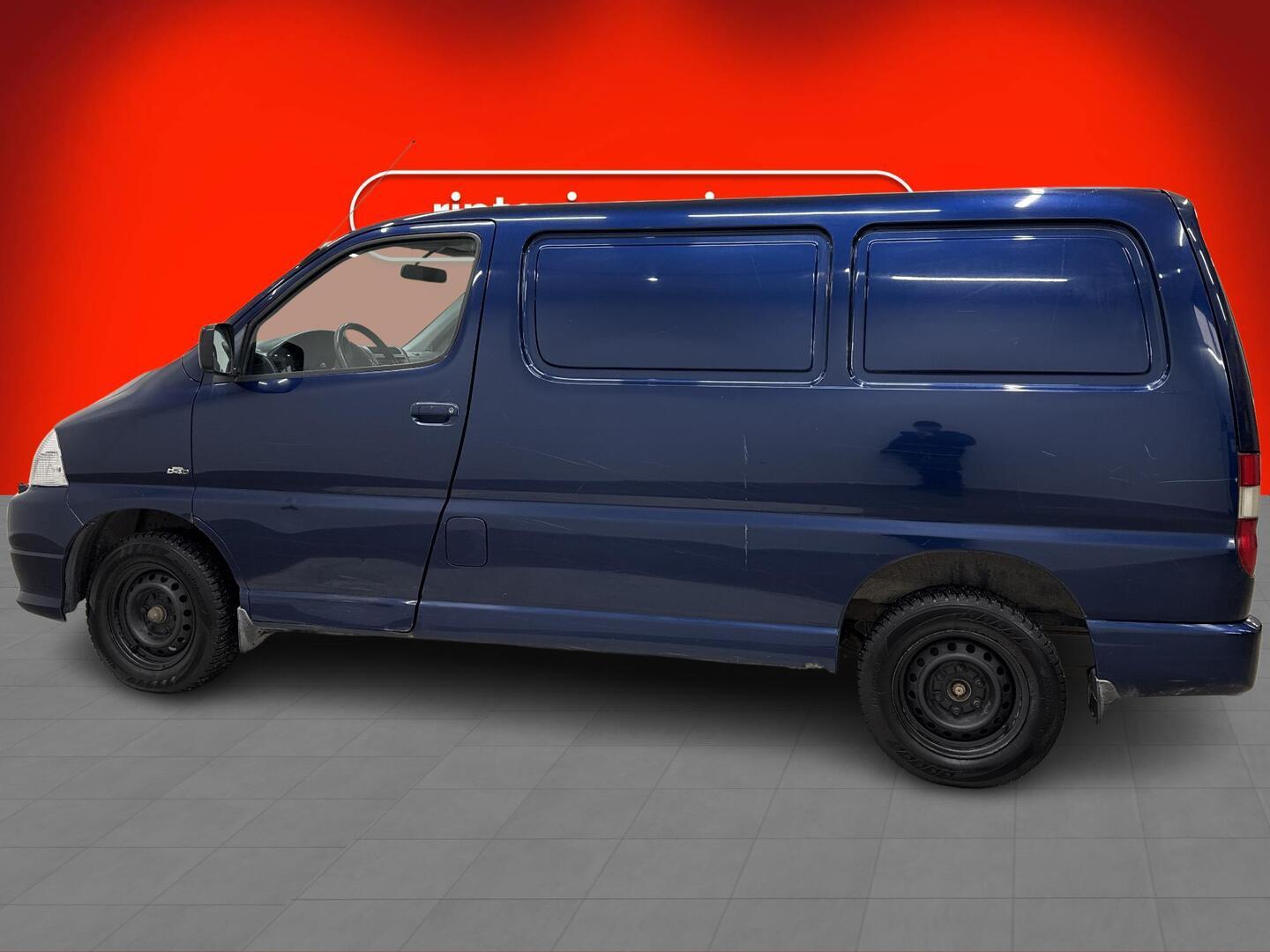 TOYOTA Hiace 2008