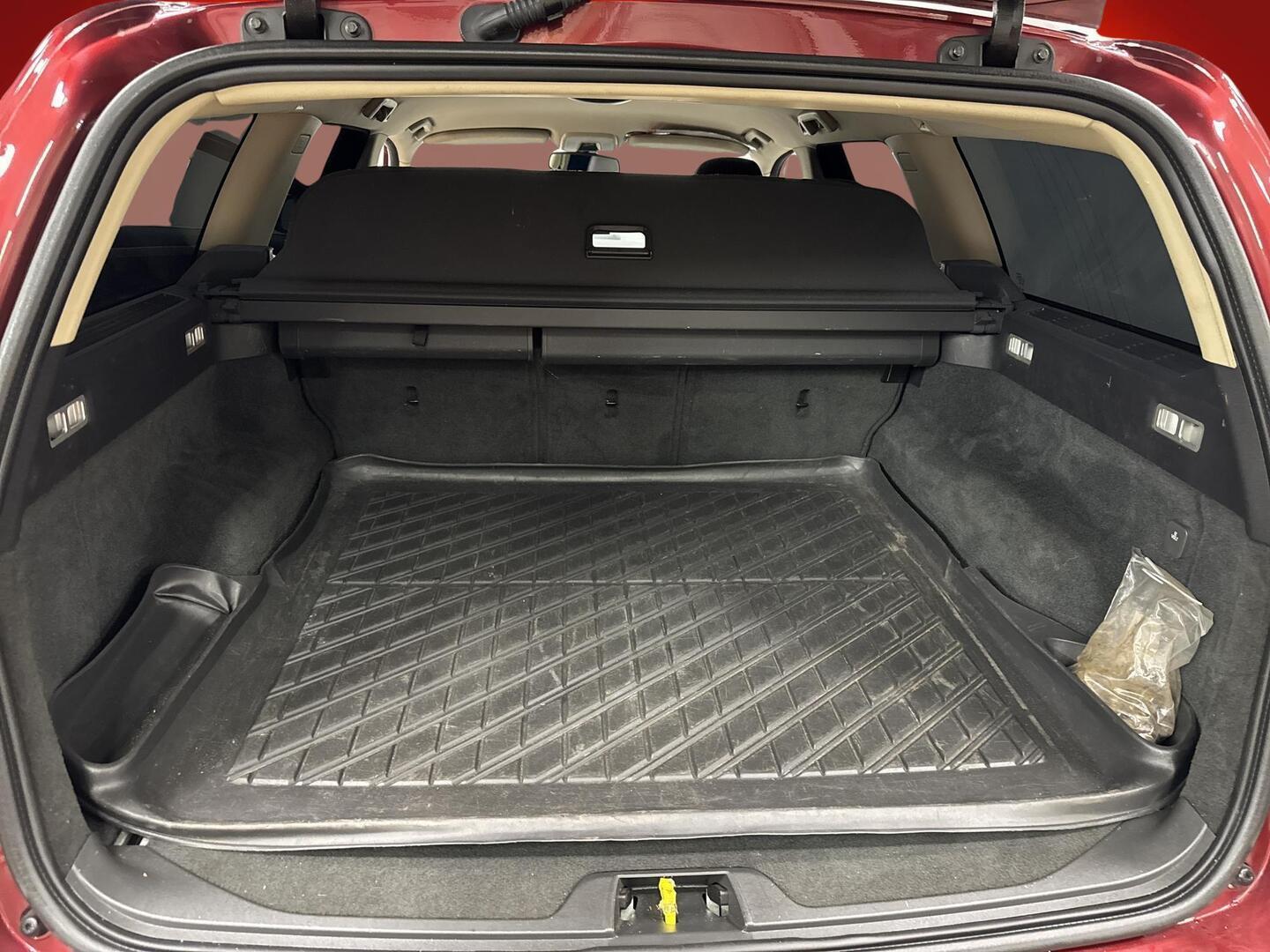 VOLVO V70 2008