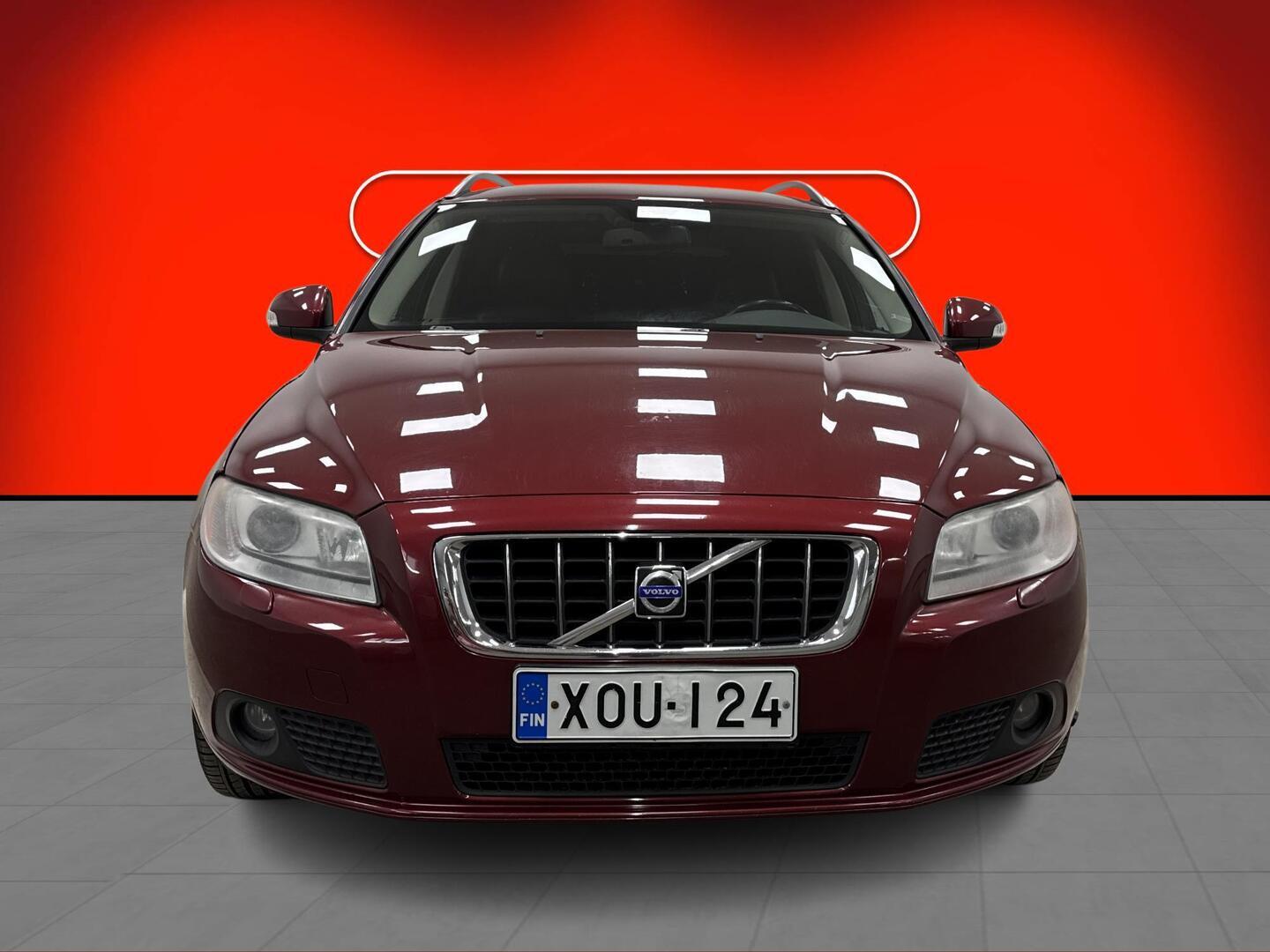 VOLVO V70 2008