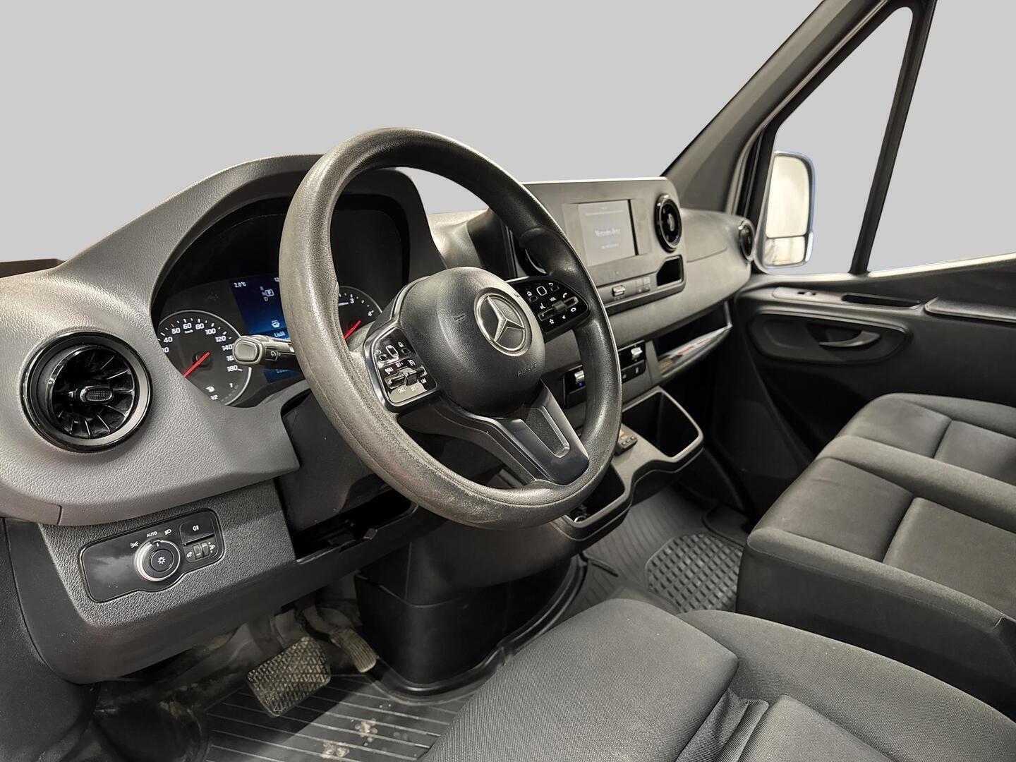 MERCEDES-BENZ Sprinter 2019