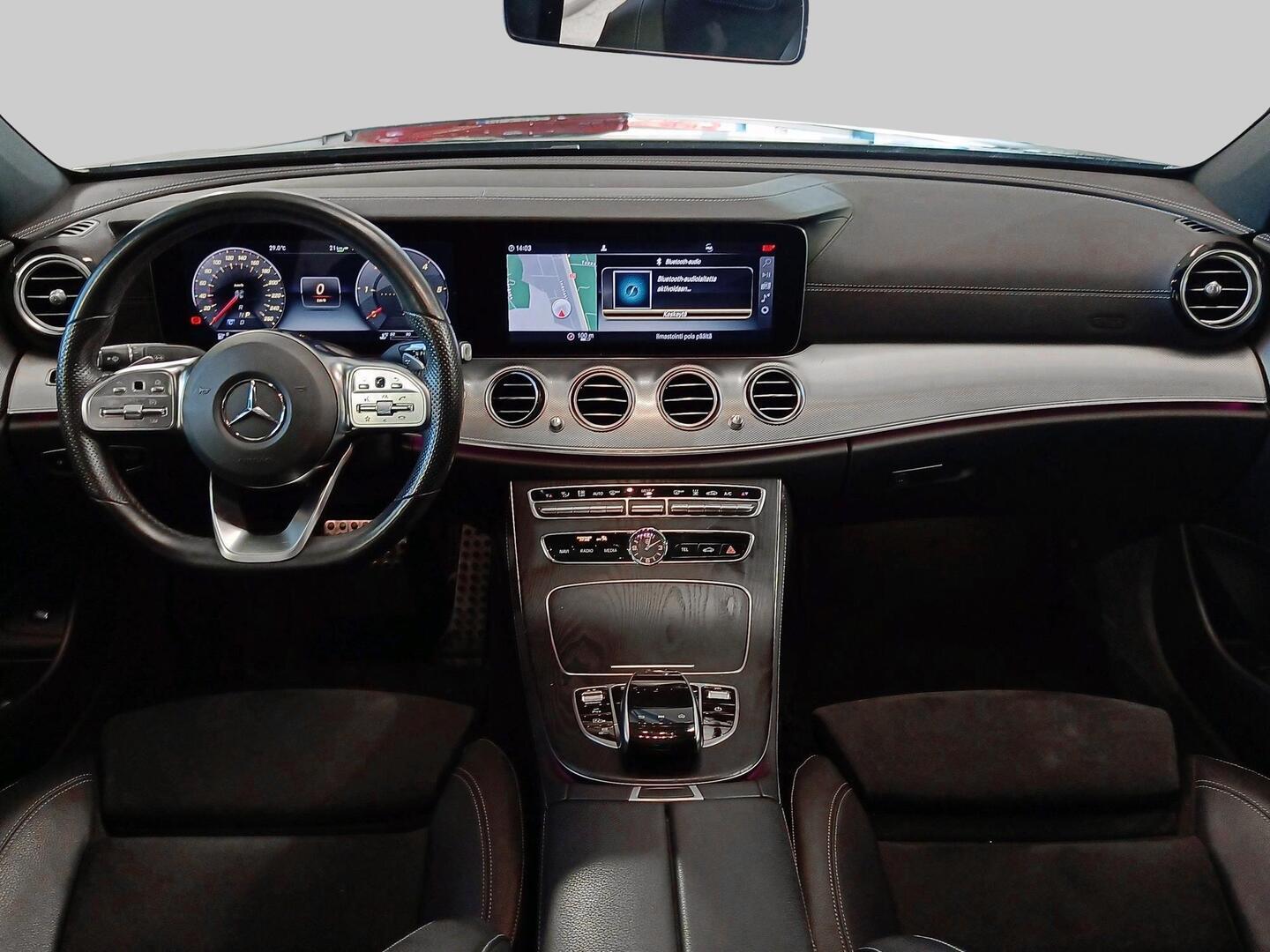 MERCEDES-BENZ E 2019