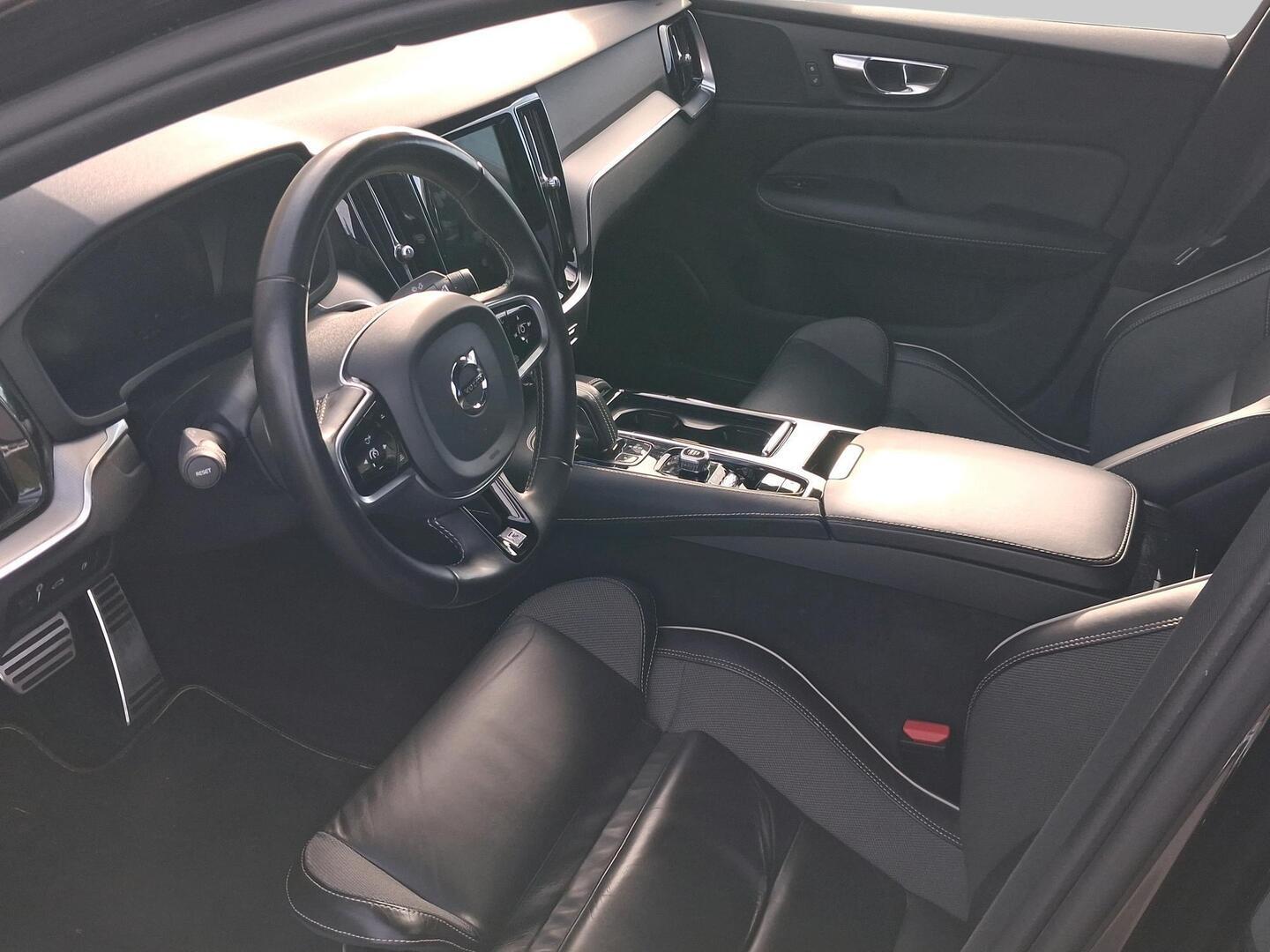 VOLVO S60 2020