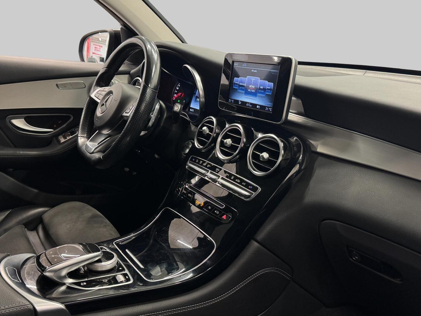 MERCEDES-BENZ GLC 2017