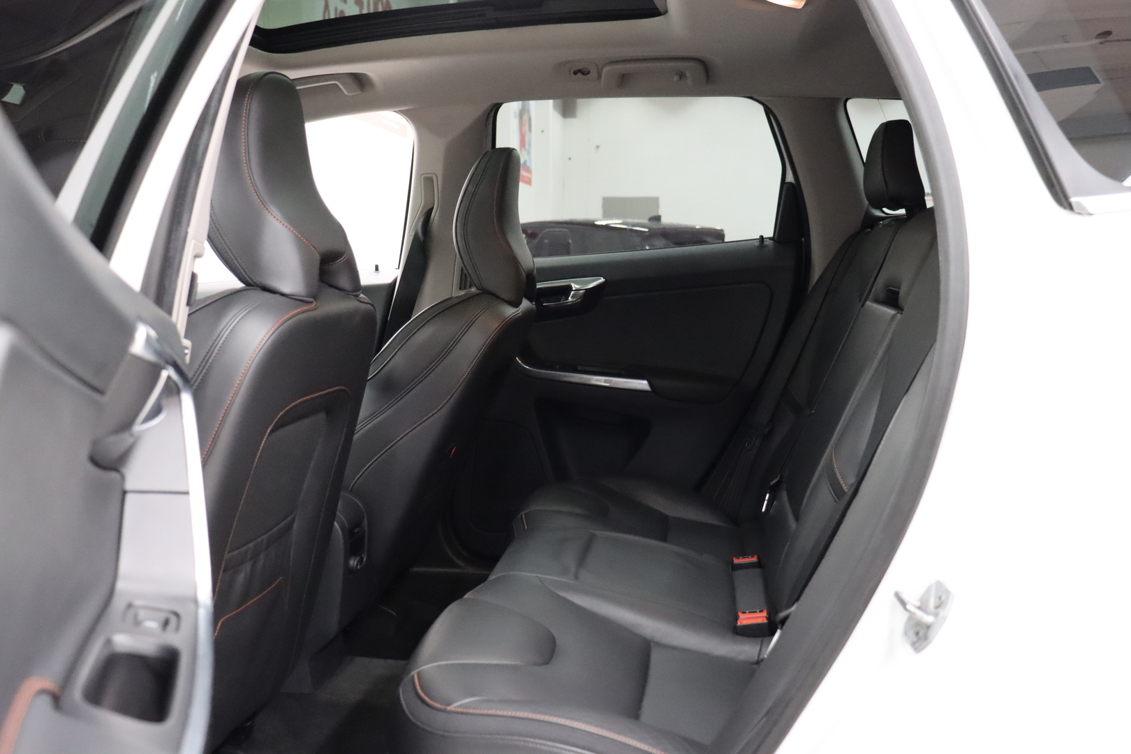 VOLVO XC60 2016