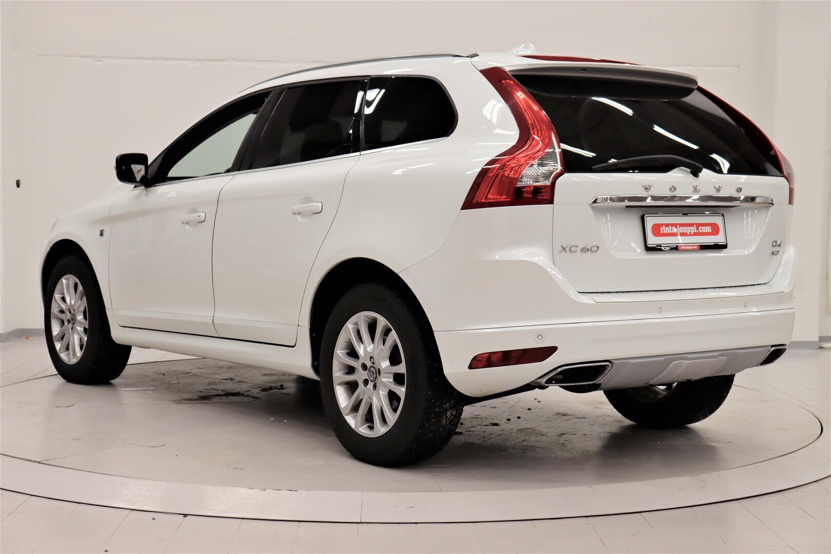 VOLVO XC60 2016