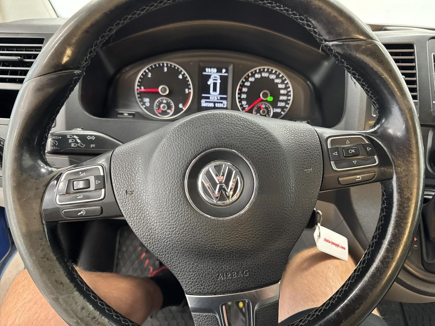VOLKSWAGEN Transporter 2010