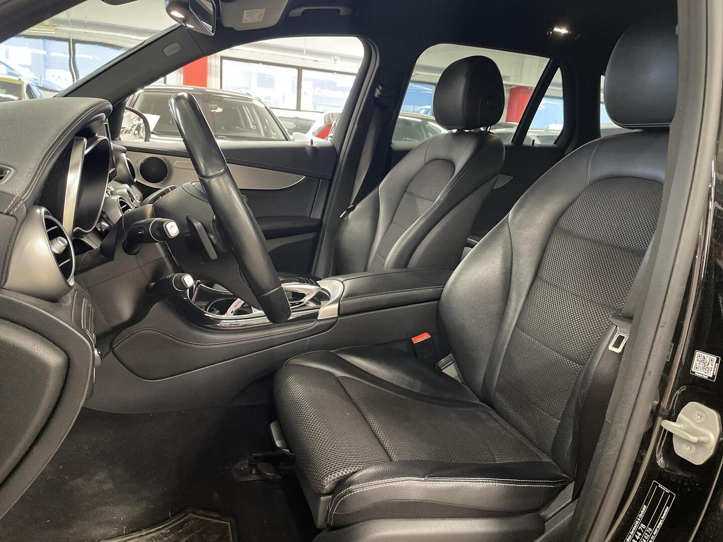 MERCEDES-BENZ GLC 2016