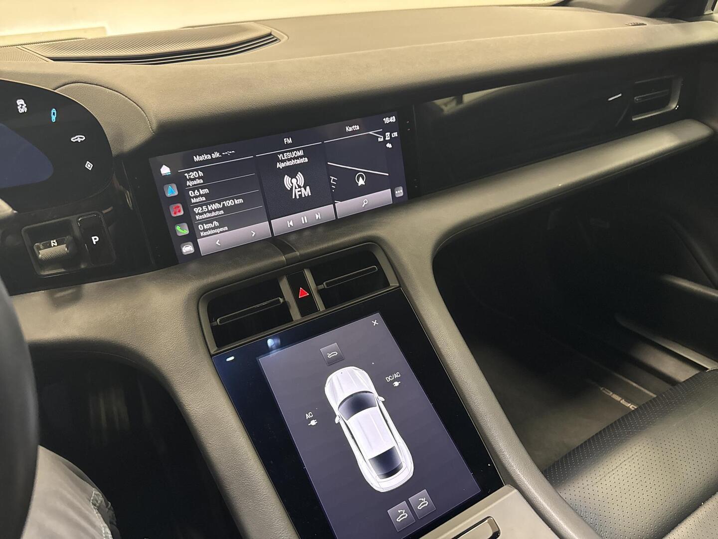PORSCHE Taycan 2020