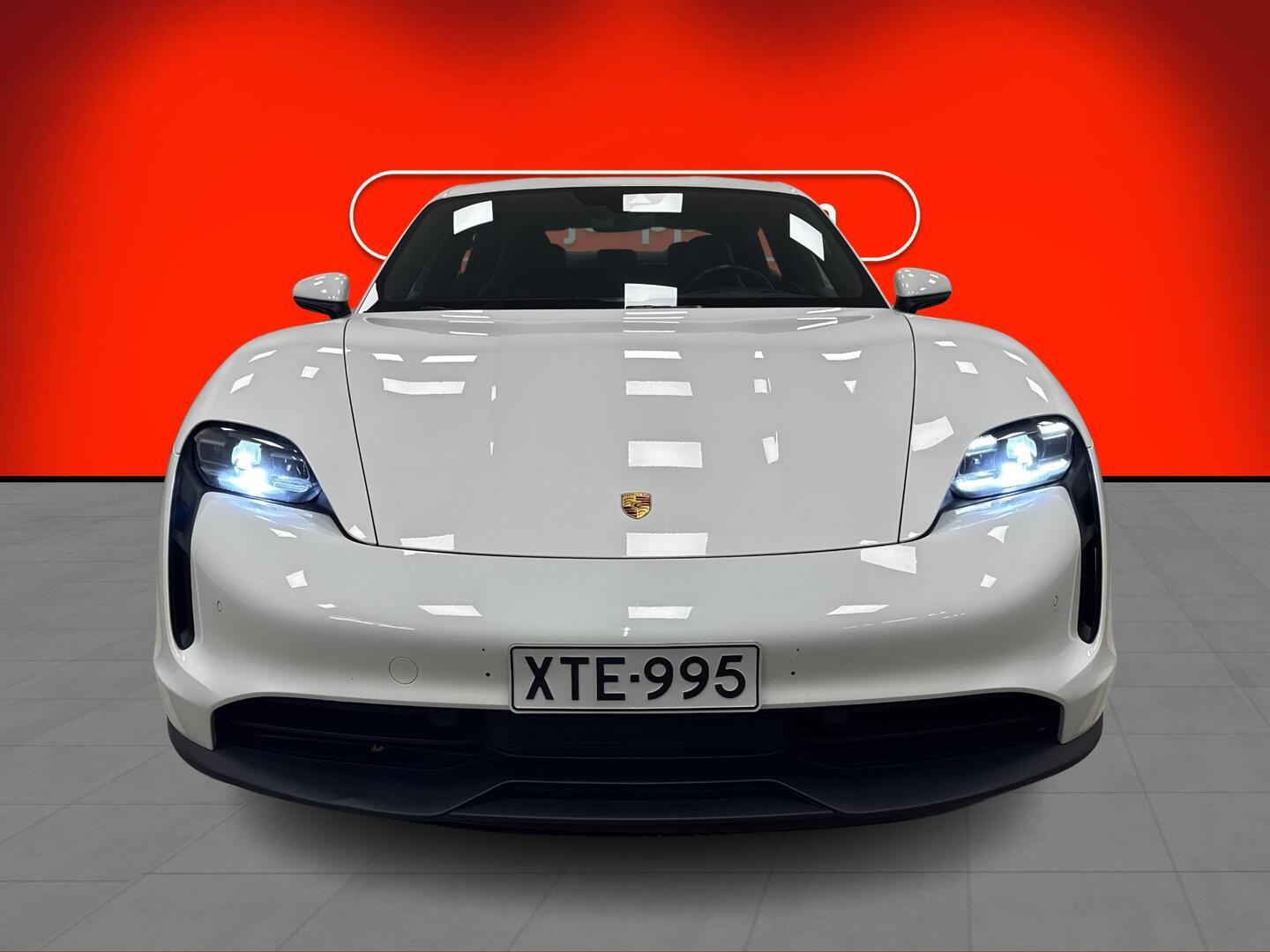 PORSCHE Taycan 2020