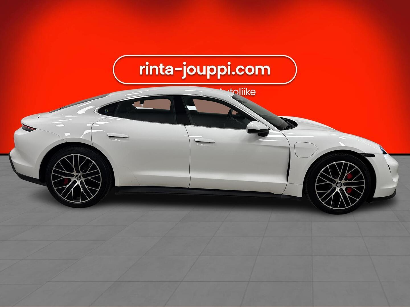 PORSCHE Taycan 2020