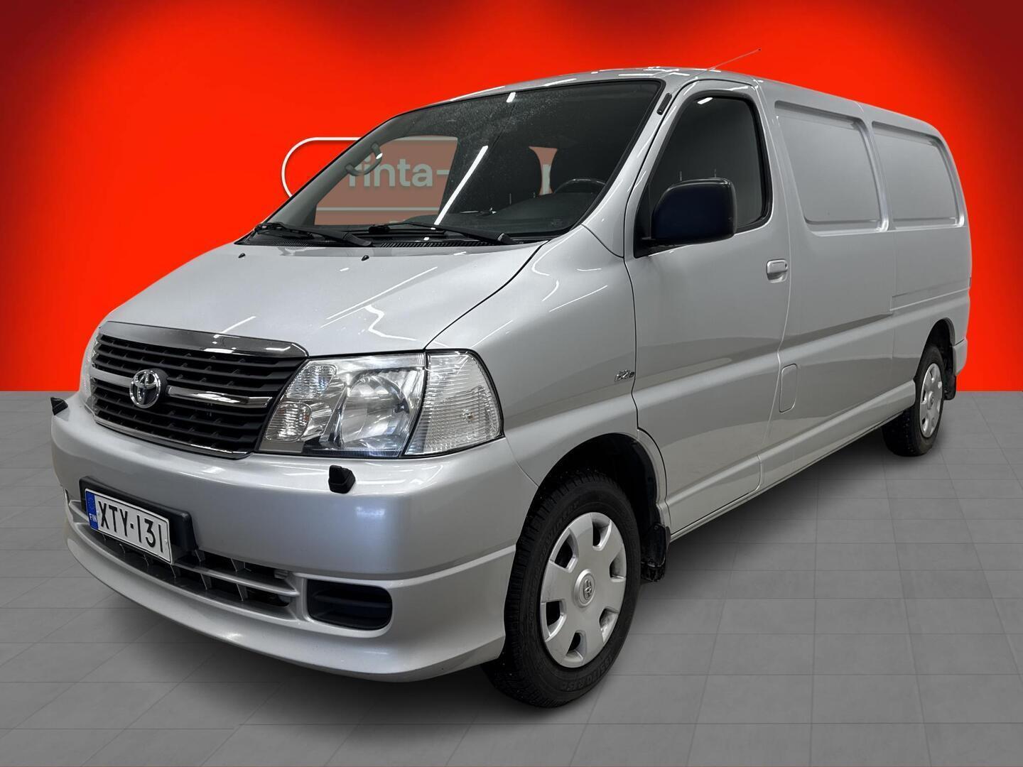 TOYOTA HIACE 2011