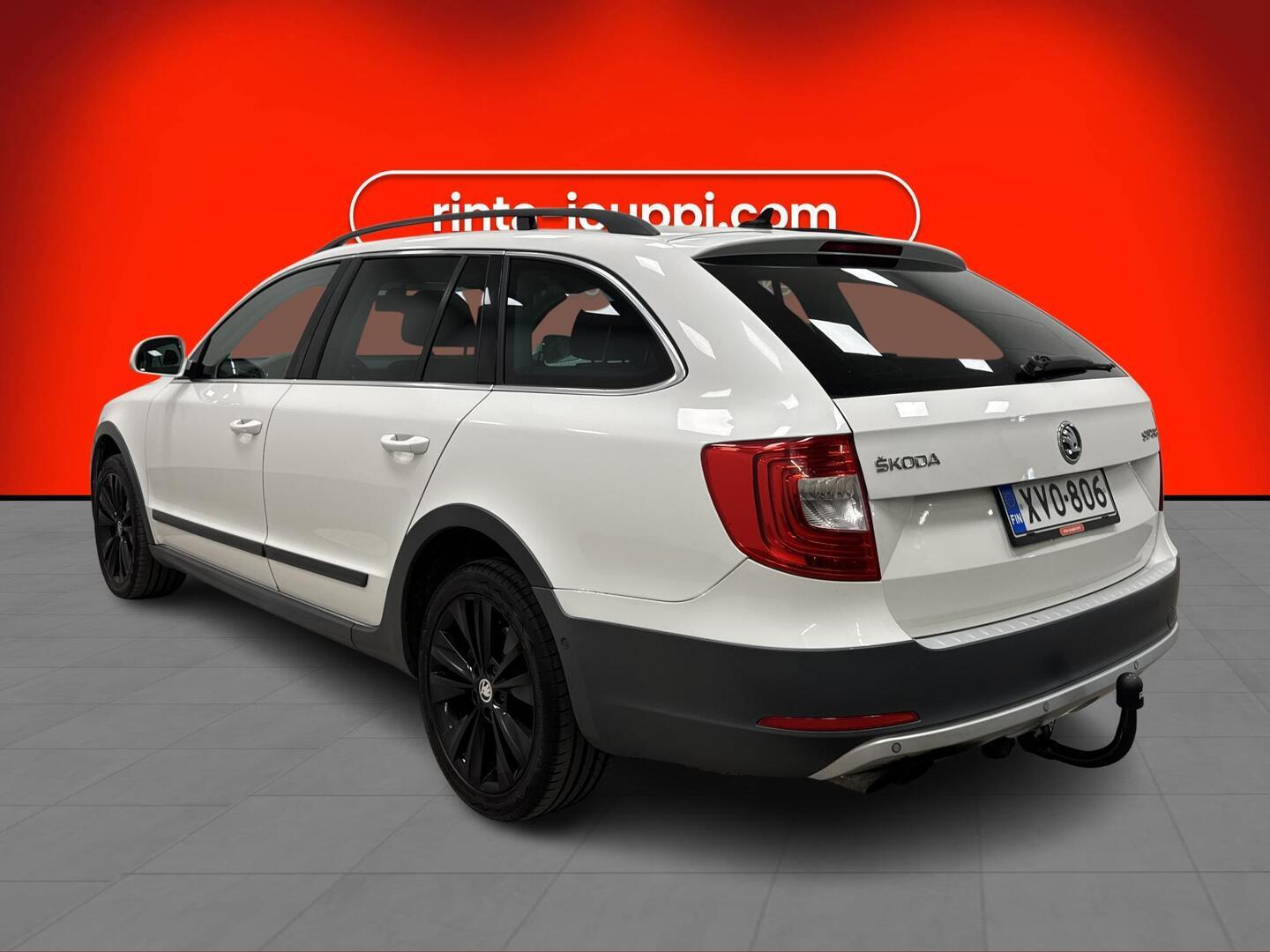 SKODA Superb 2014