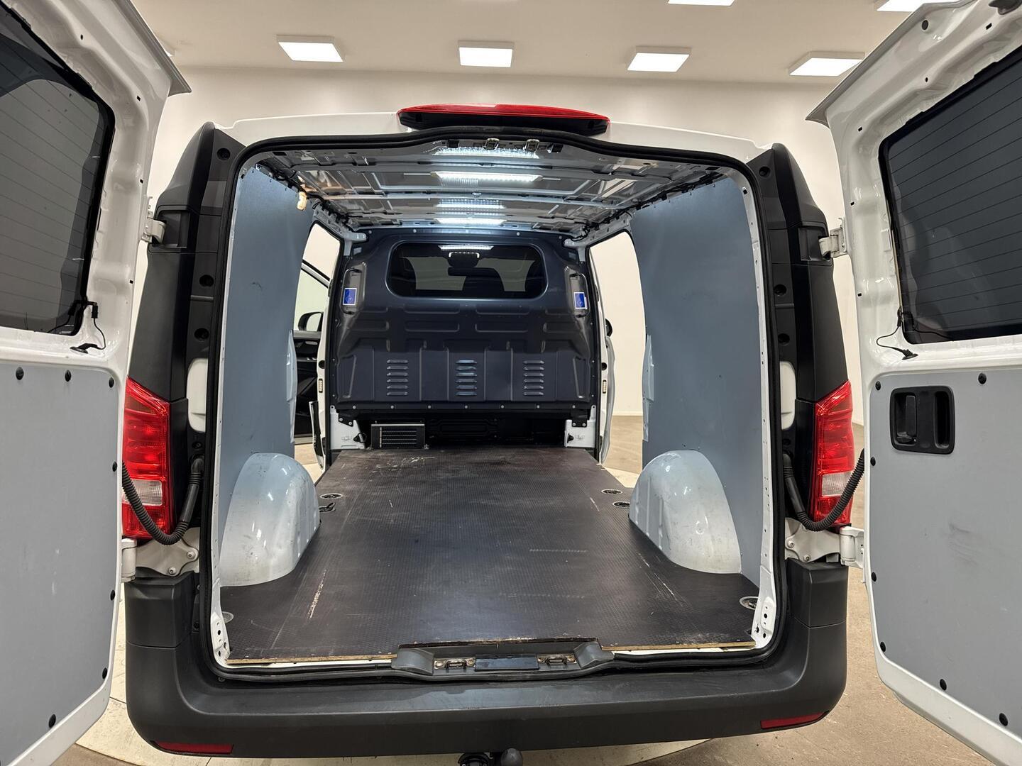 MERCEDES-BENZ VITO 2020