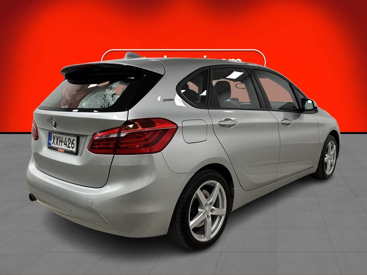 BMW 225 2017