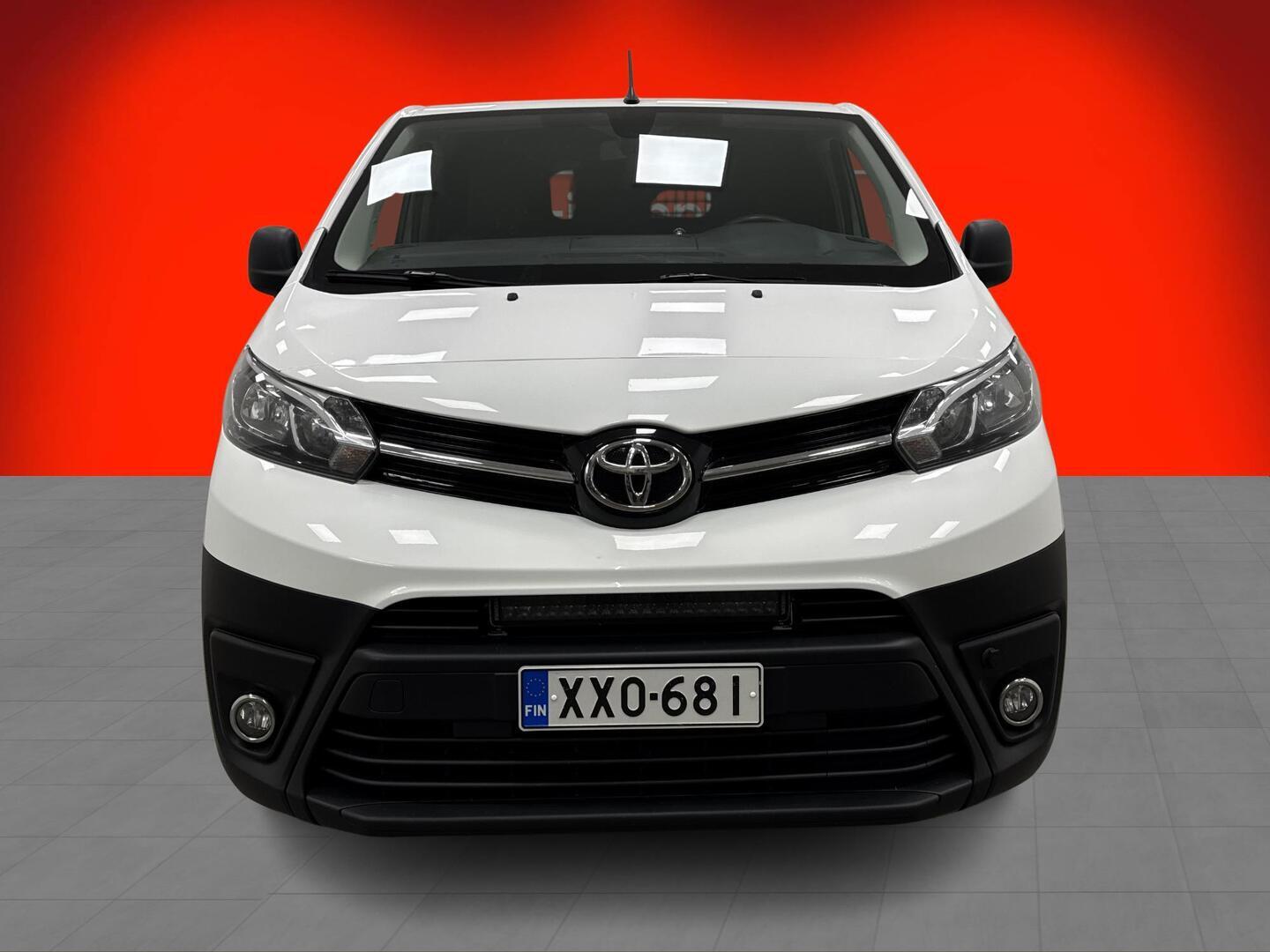 TOYOTA Proace 2021