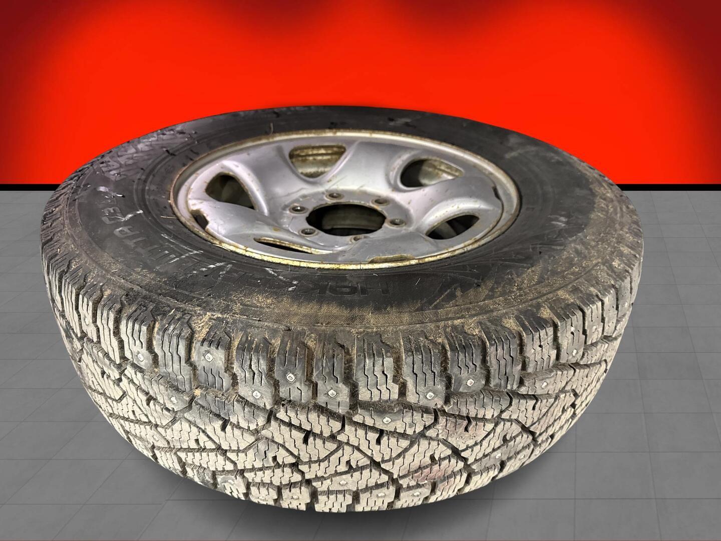 NISSAN King Cab 2002