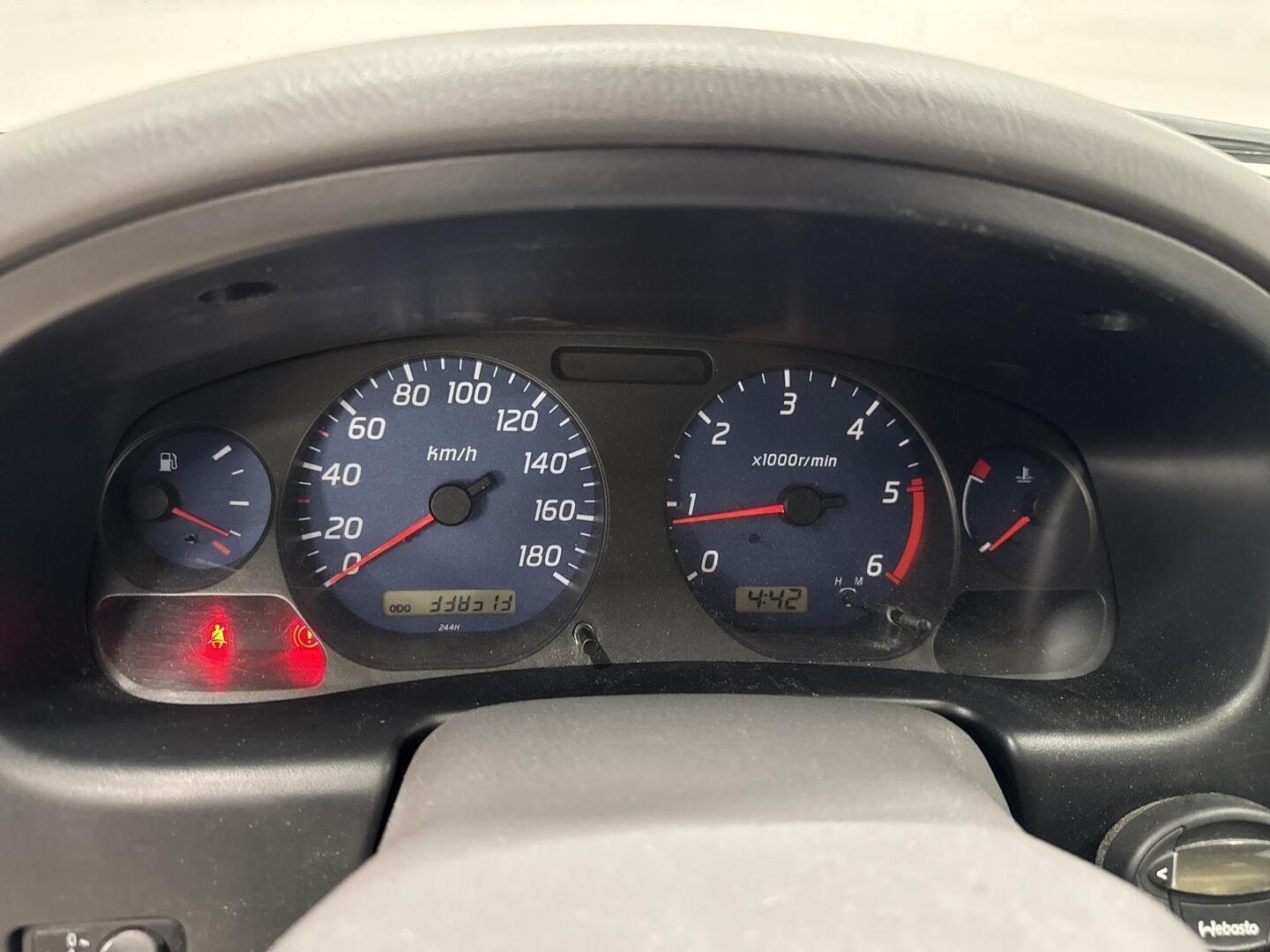 NISSAN King Cab 2002