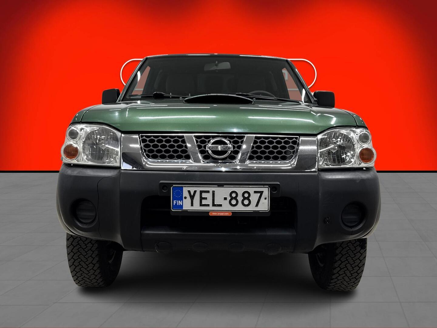 NISSAN King Cab 2002