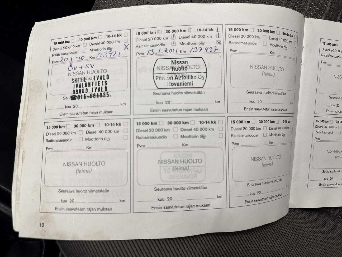 NISSAN King Cab 2002