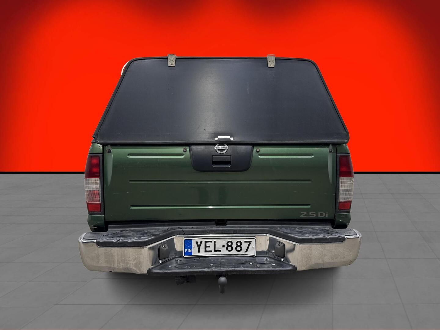 NISSAN King Cab 2002