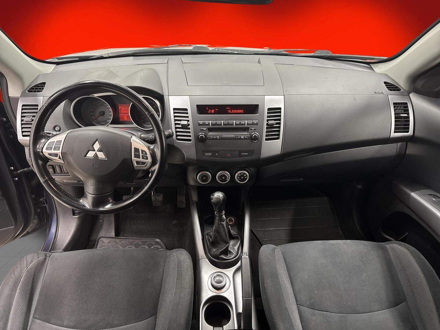 MITSUBISHI Outlander 2008