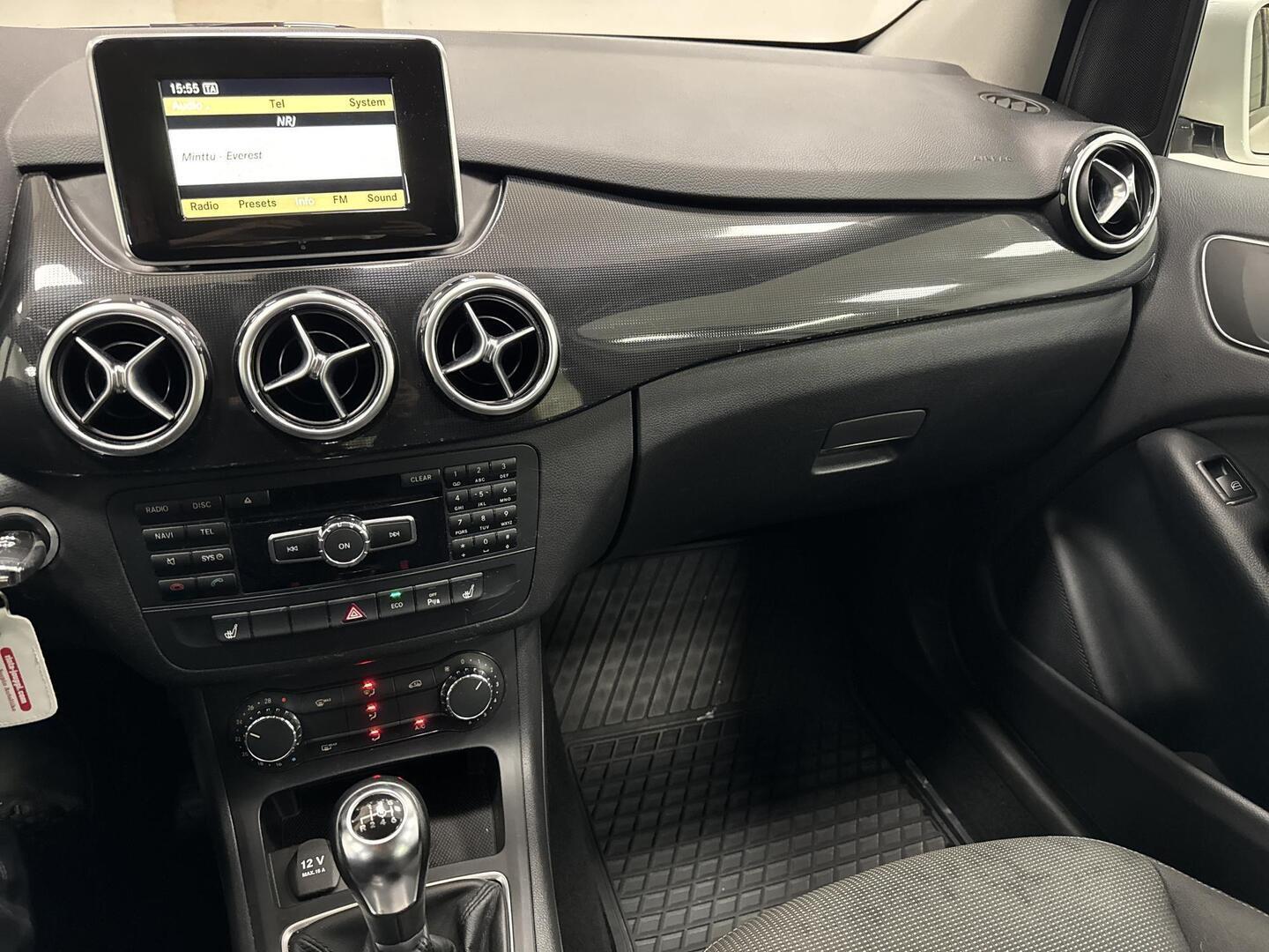 MERCEDES-BENZ B 2012