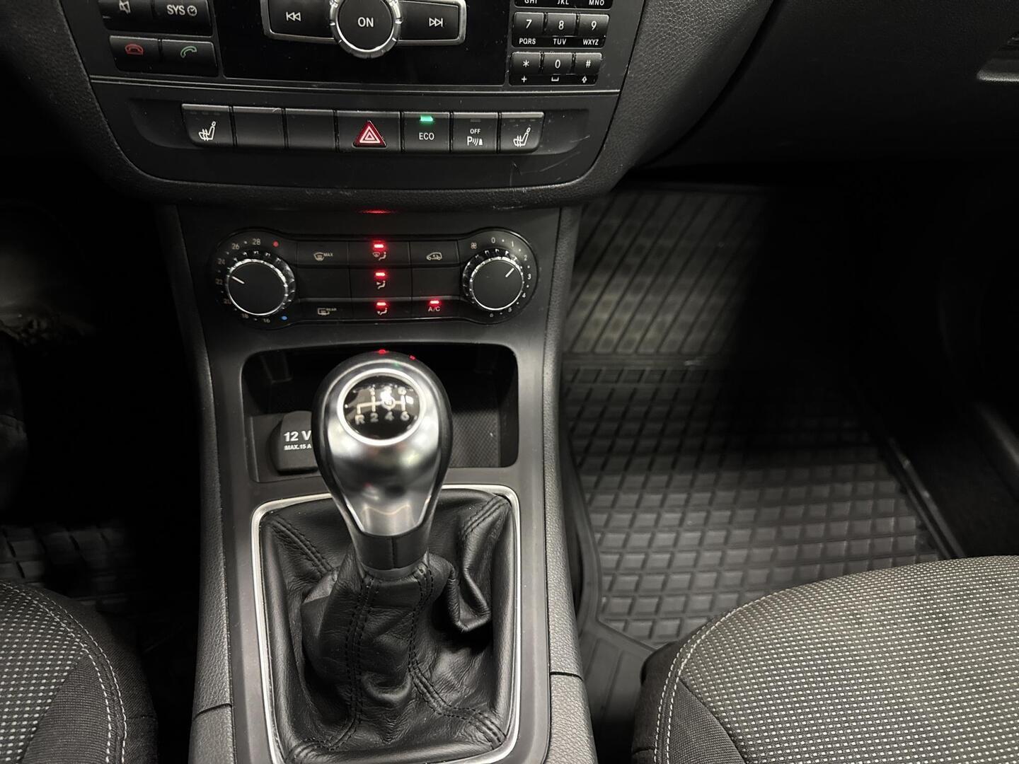 MERCEDES-BENZ B 2012