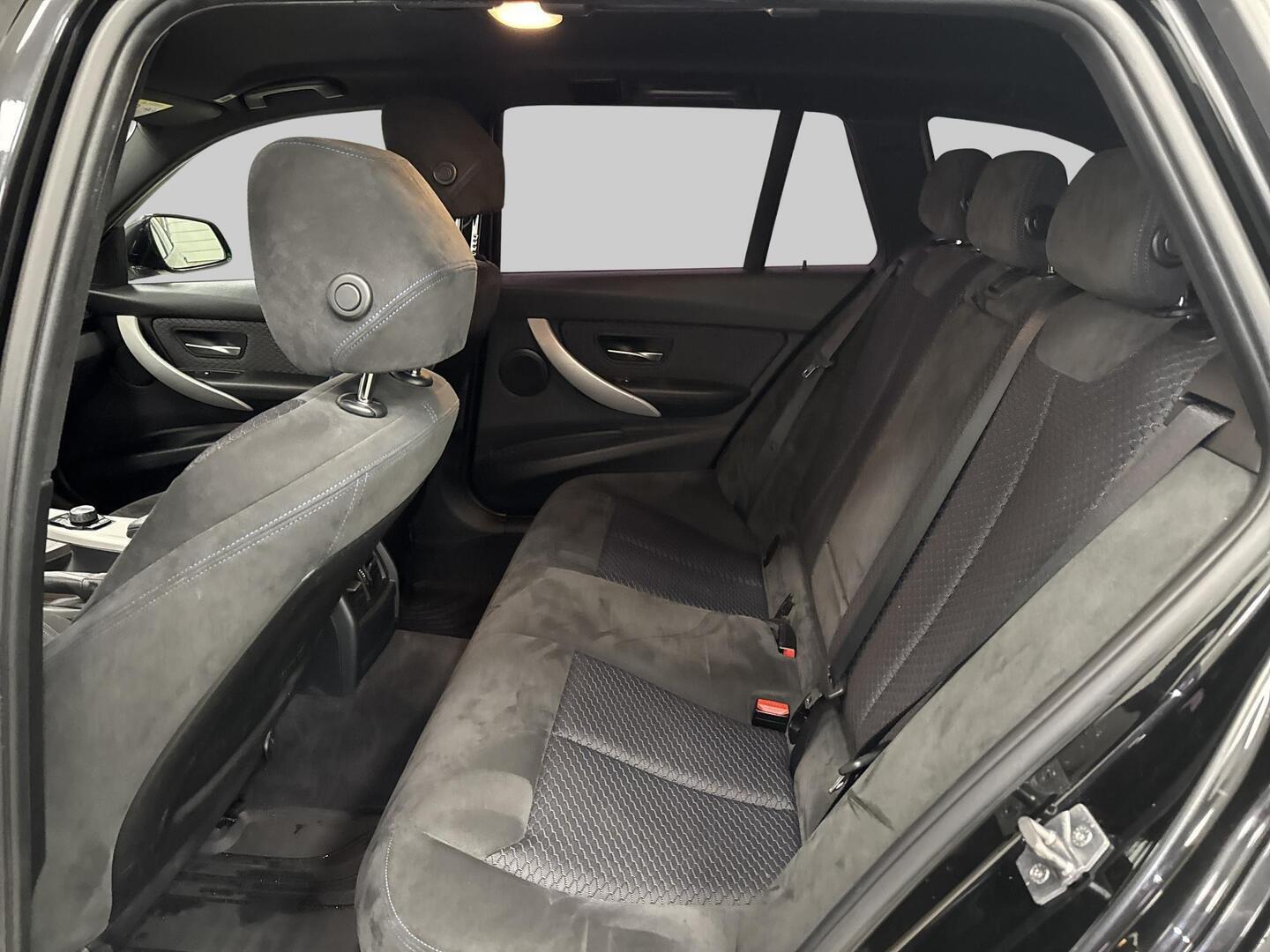 BMW 318 2014