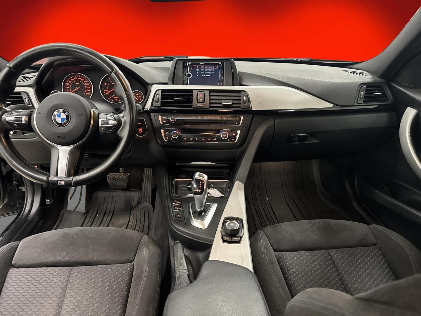 BMW 318 2014