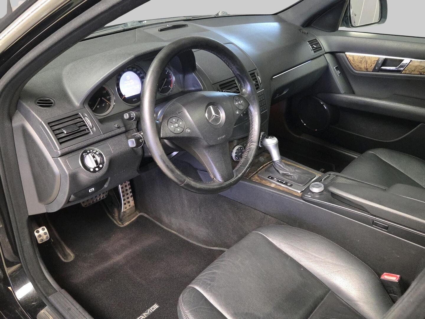 MERCEDES-BENZ C 2008