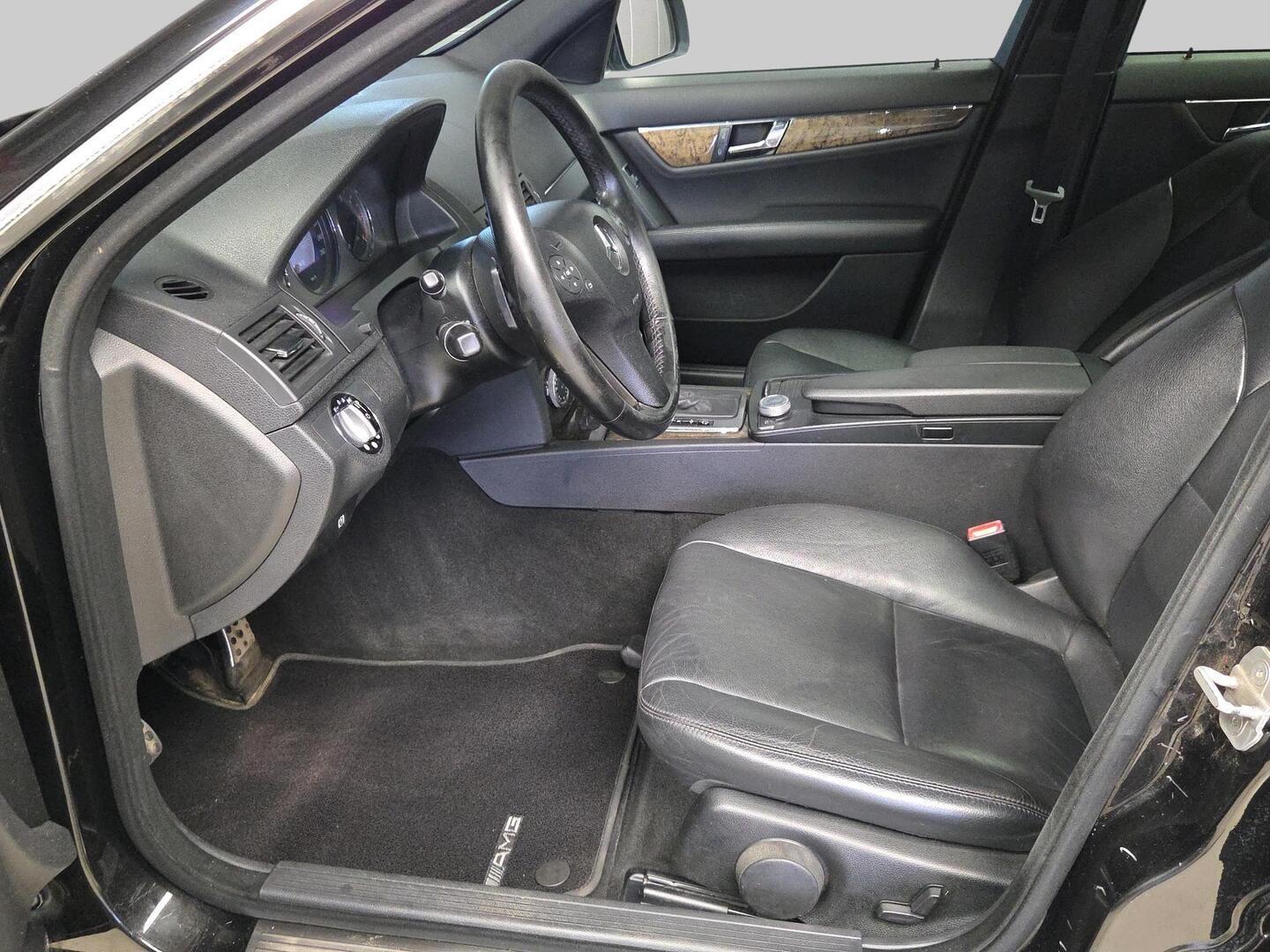 MERCEDES-BENZ C 2008