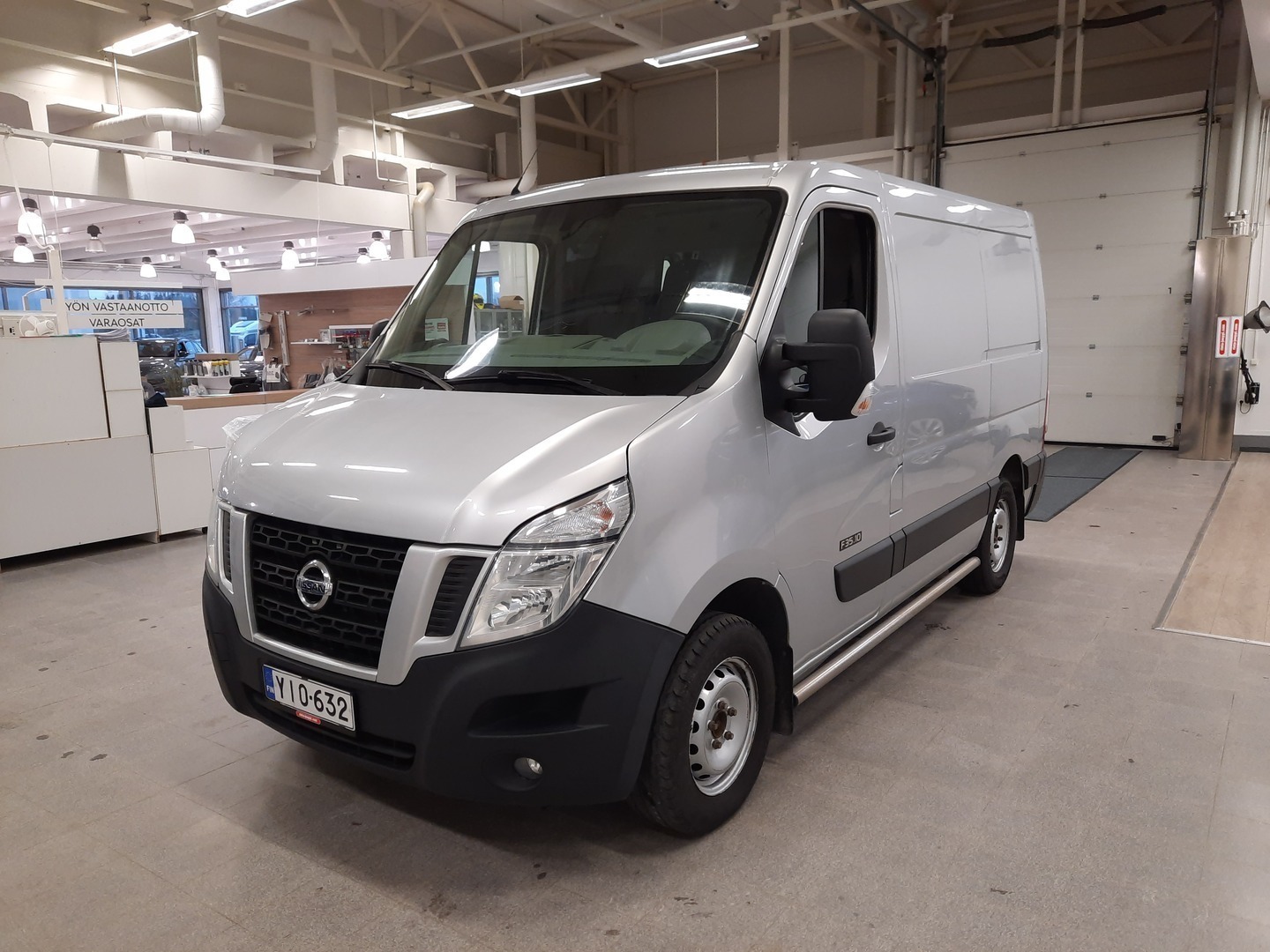 NISSAN NV400 2014