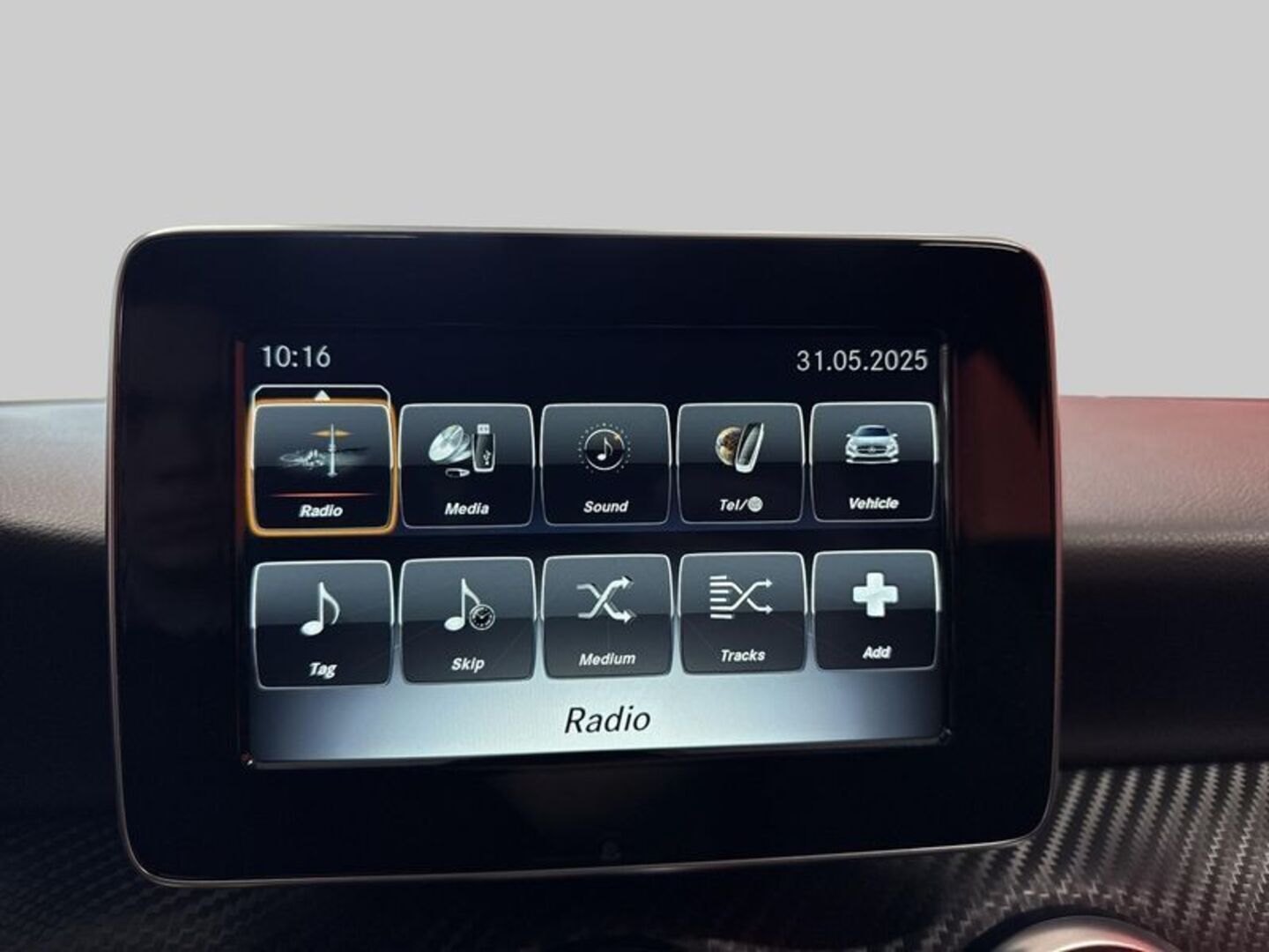 MERCEDES-BENZ A 2017