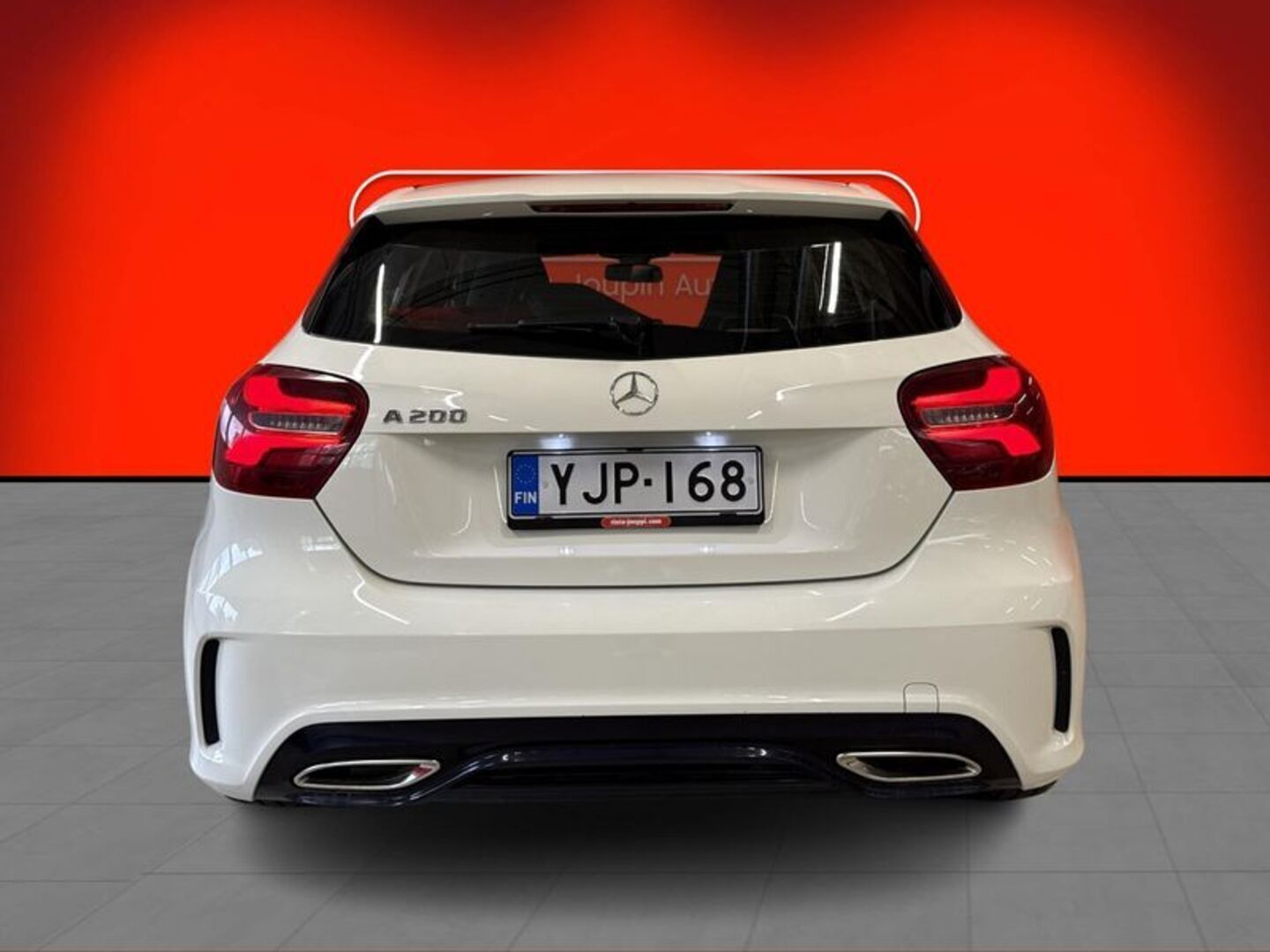 MERCEDES-BENZ A 2017
