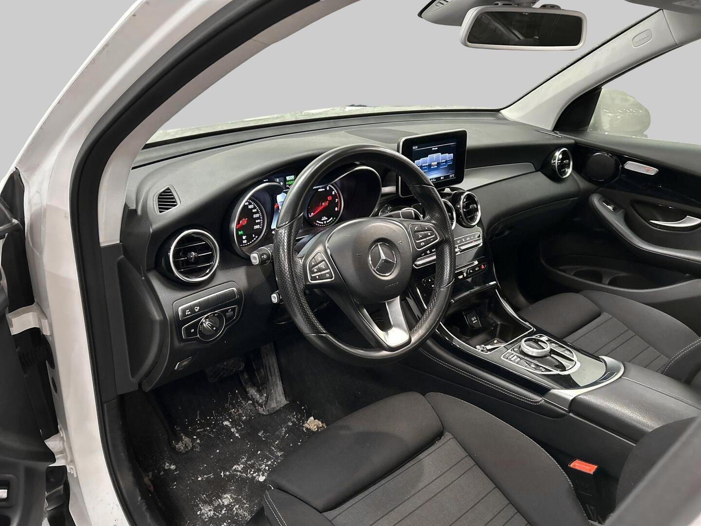 MERCEDES-BENZ GLC 2018