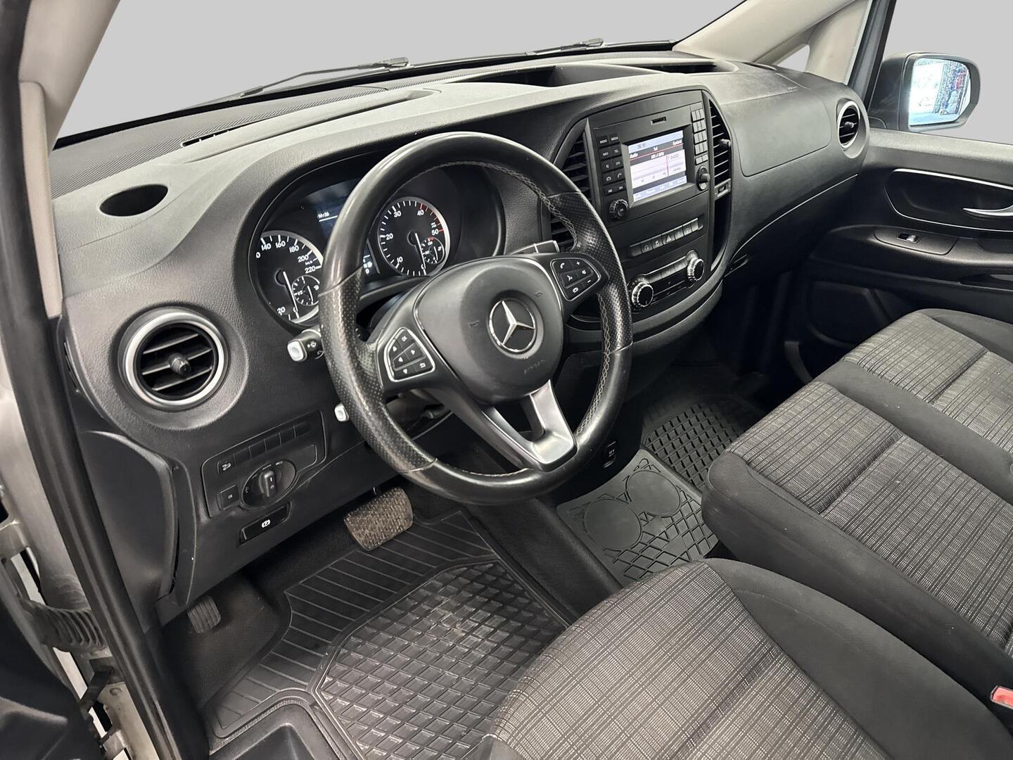 MERCEDES-BENZ VITO 2019